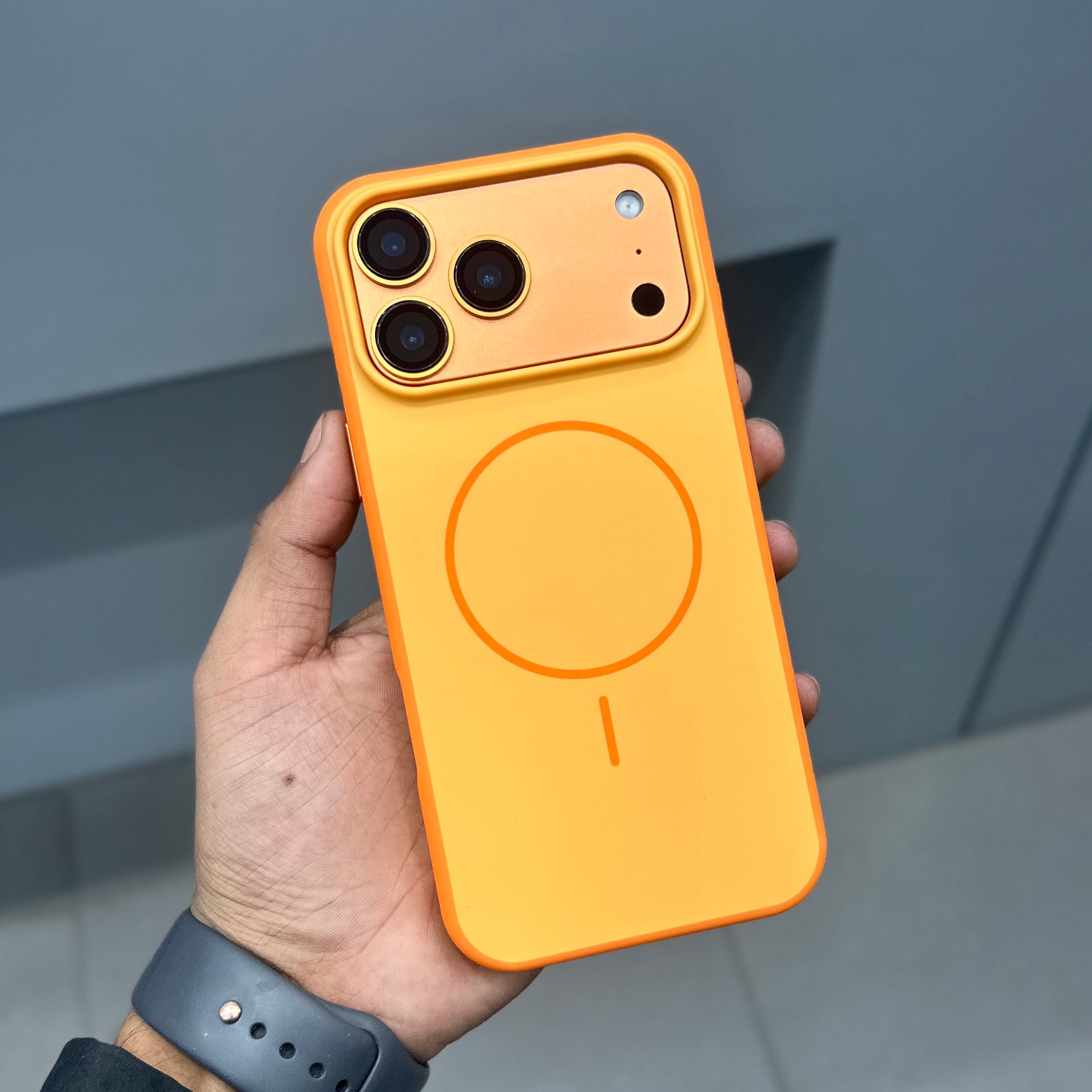 ROCKET LOOP CASE WITH MAGSAFE - ORANGE ( No. 2660 ) Mobile Case by CoverMeUp