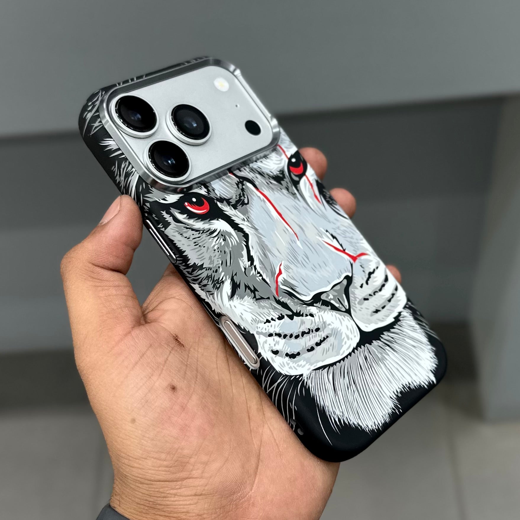 LUXO MAGSAFE CASE - GREY LION ( No. 3657 )