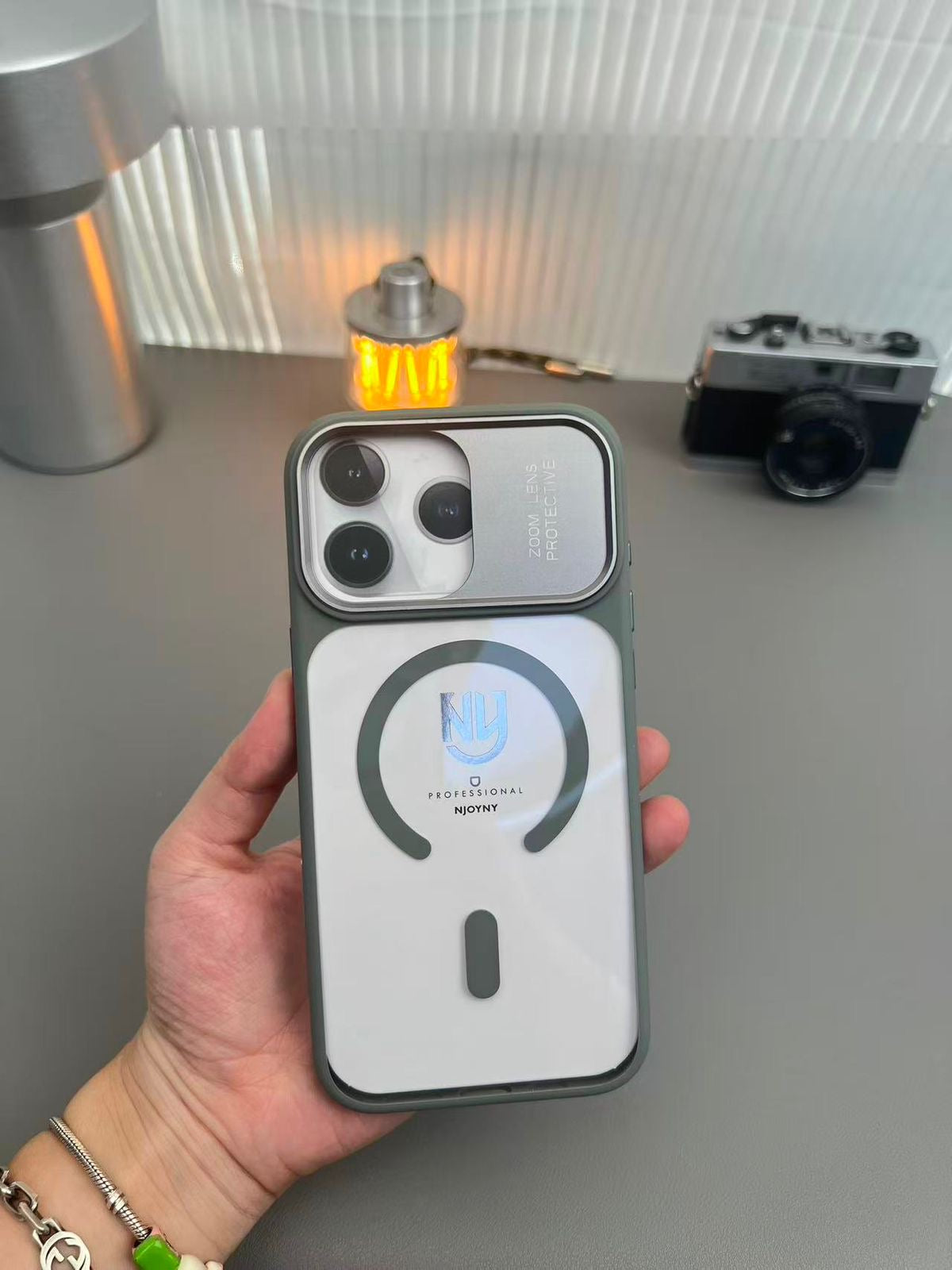 Ny non yellow 17 Look New Metal Ring Case for iPhone