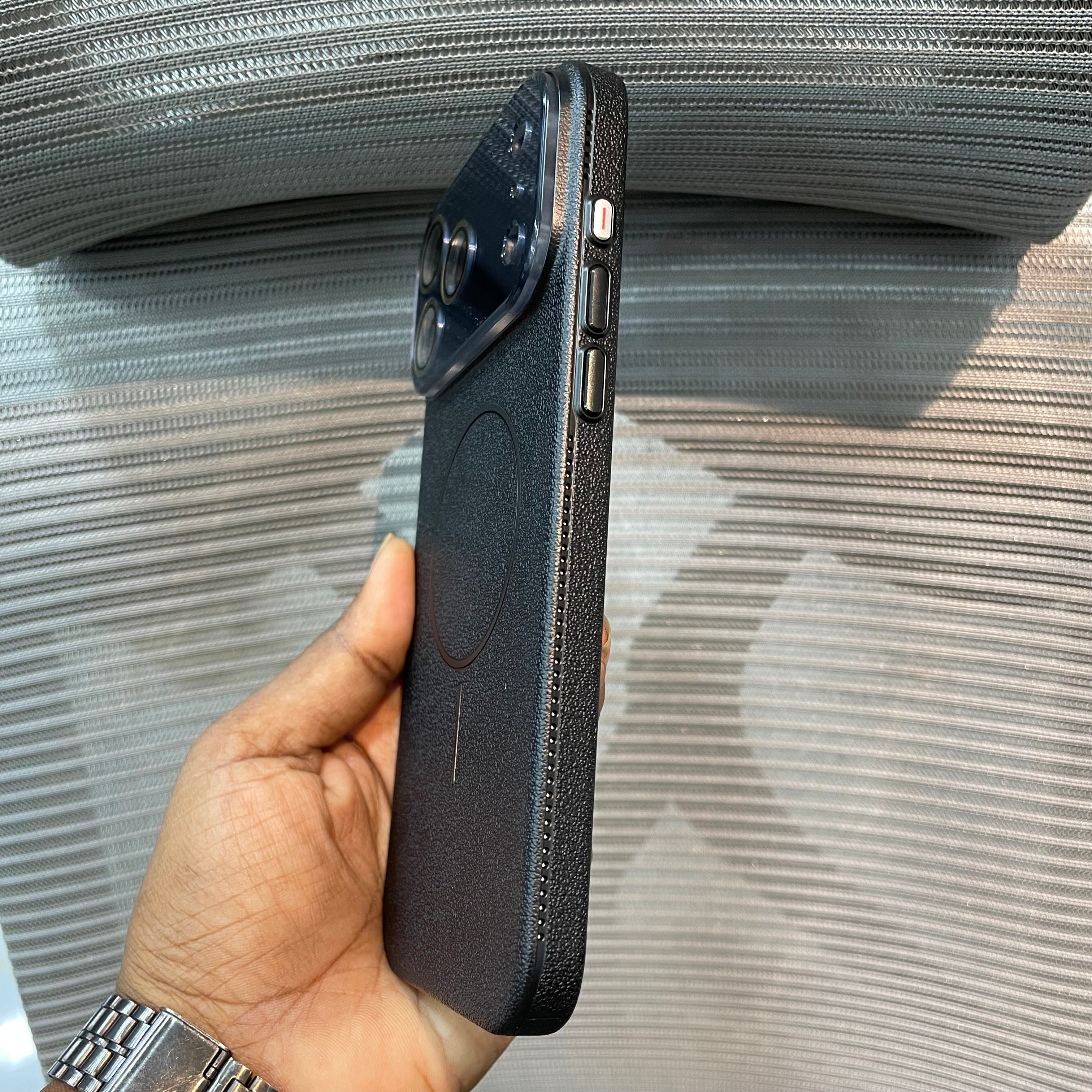 GrainVent MagSafe iPhone 17 Pro Max Case