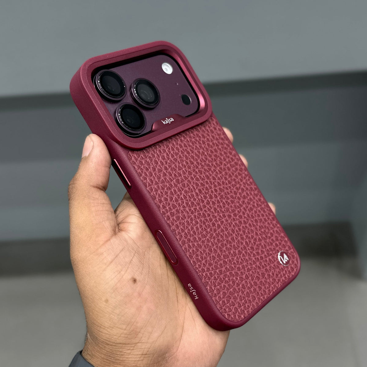 KAJSA WINE RED ARMOR MAGSAFE CASE ( No. 3963 )