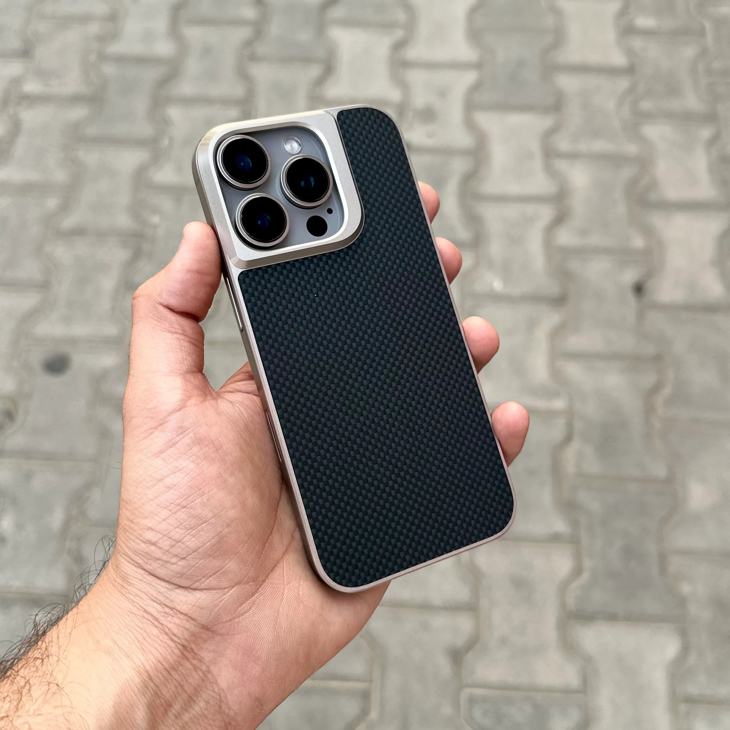 Protective Apple iPhone Back Cover - CarbonCore BackPlane MagSafe iPhone 16 Pro Case