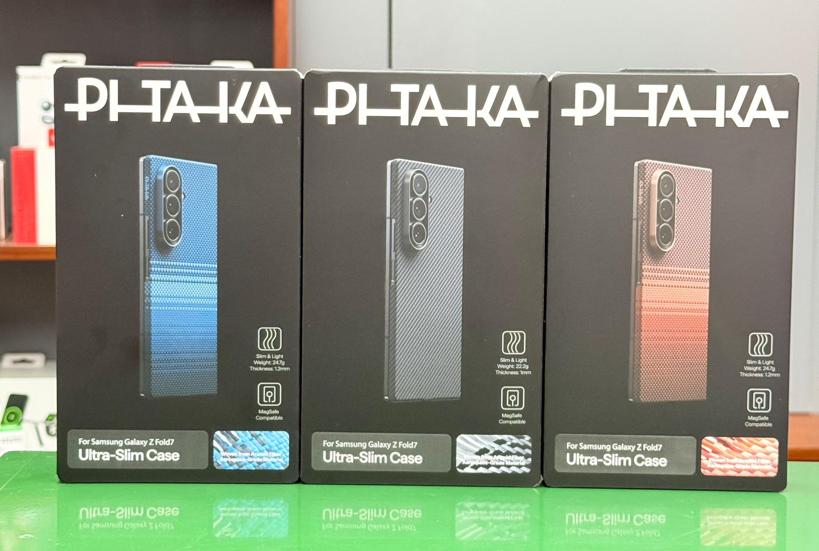 Original pitaka ultra slim carbon fibre case