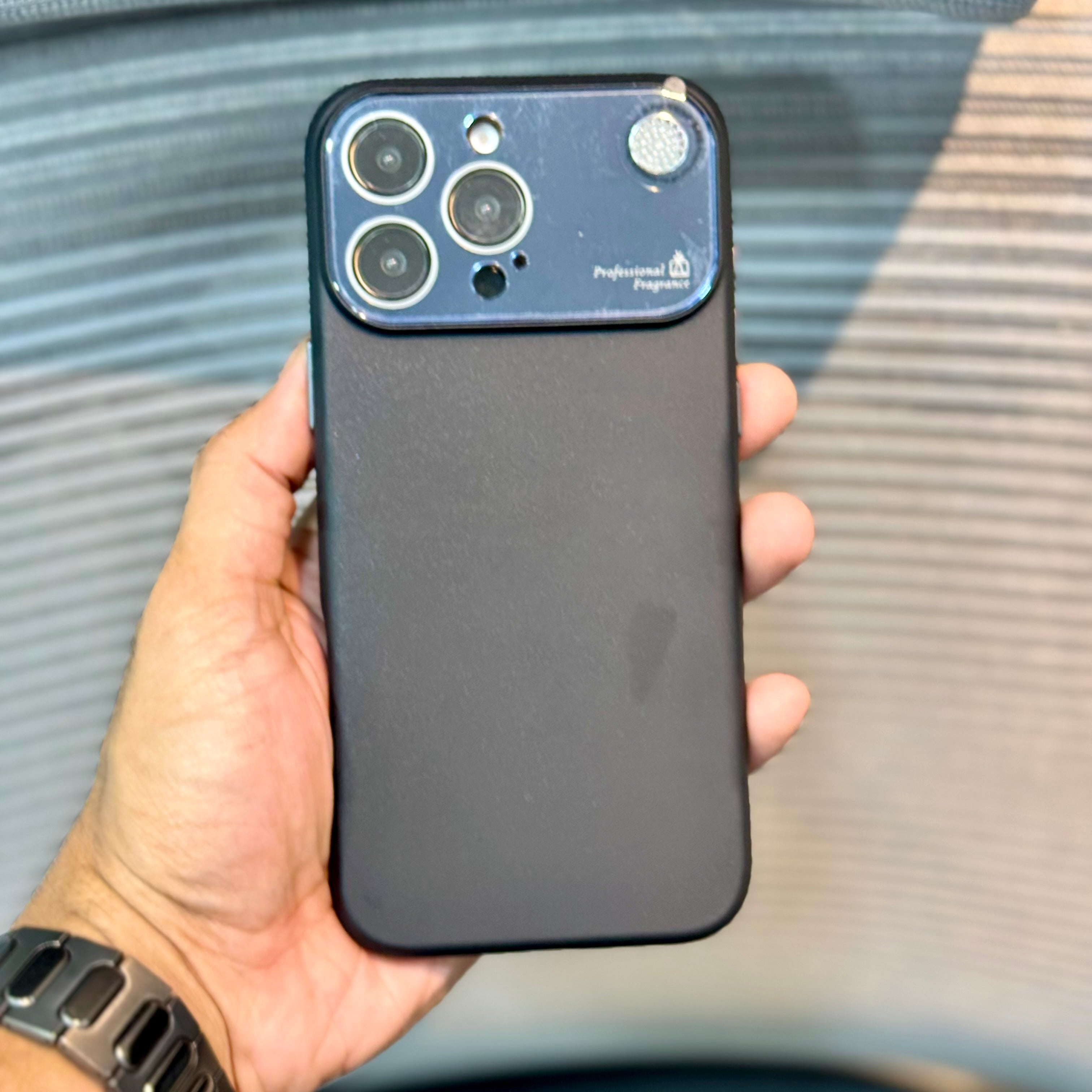 Protective Apple iPhone Back Cover - ScentedSilk Liquid Silicone iPhone 16 Pro Case - Style 2