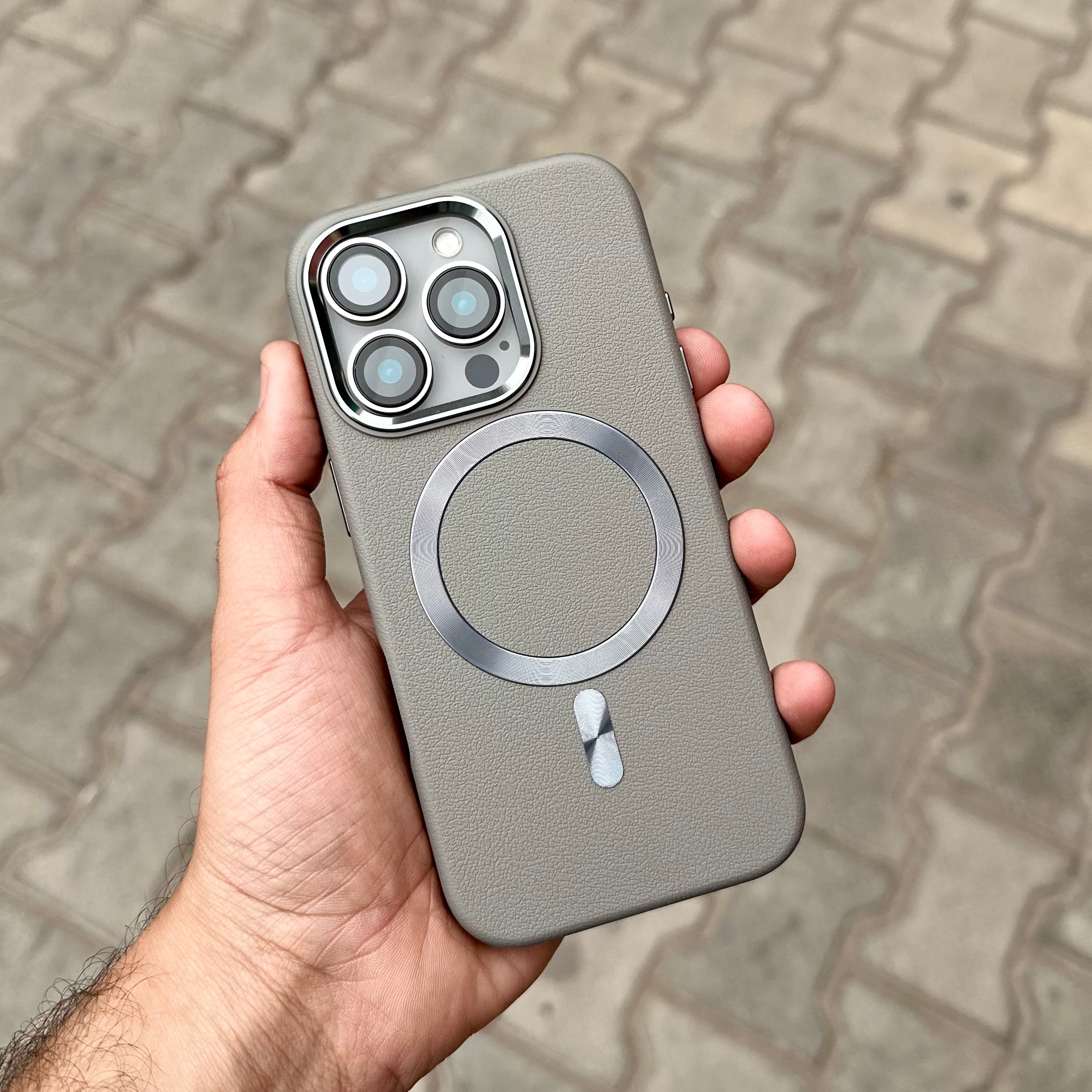 Mag Grip Case With Magsafe ( No. 1528 )