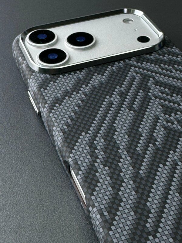 Luxo Cairo Carbon Slim Magsafe Case