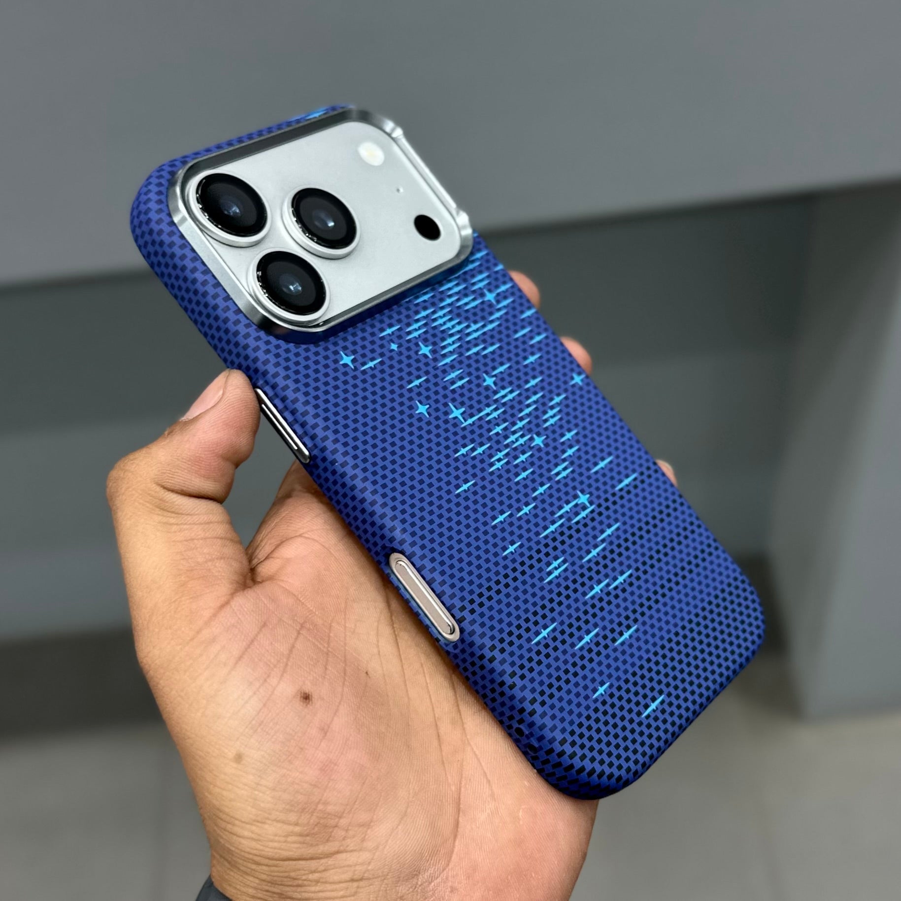 LUXO MAGSAFE CASE - BLUE STARS ( No. 3579 )