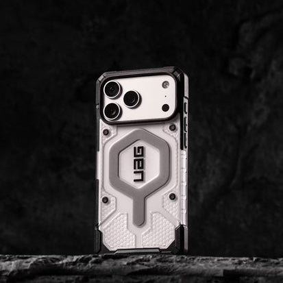 UAG Urban Armor Gear Pathfinder Clear iPhone 17 Pro Max Case