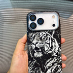 Protective Apple iPhone Back Cover - Carbonique MagSafe iPhone 17 Case - Style 2