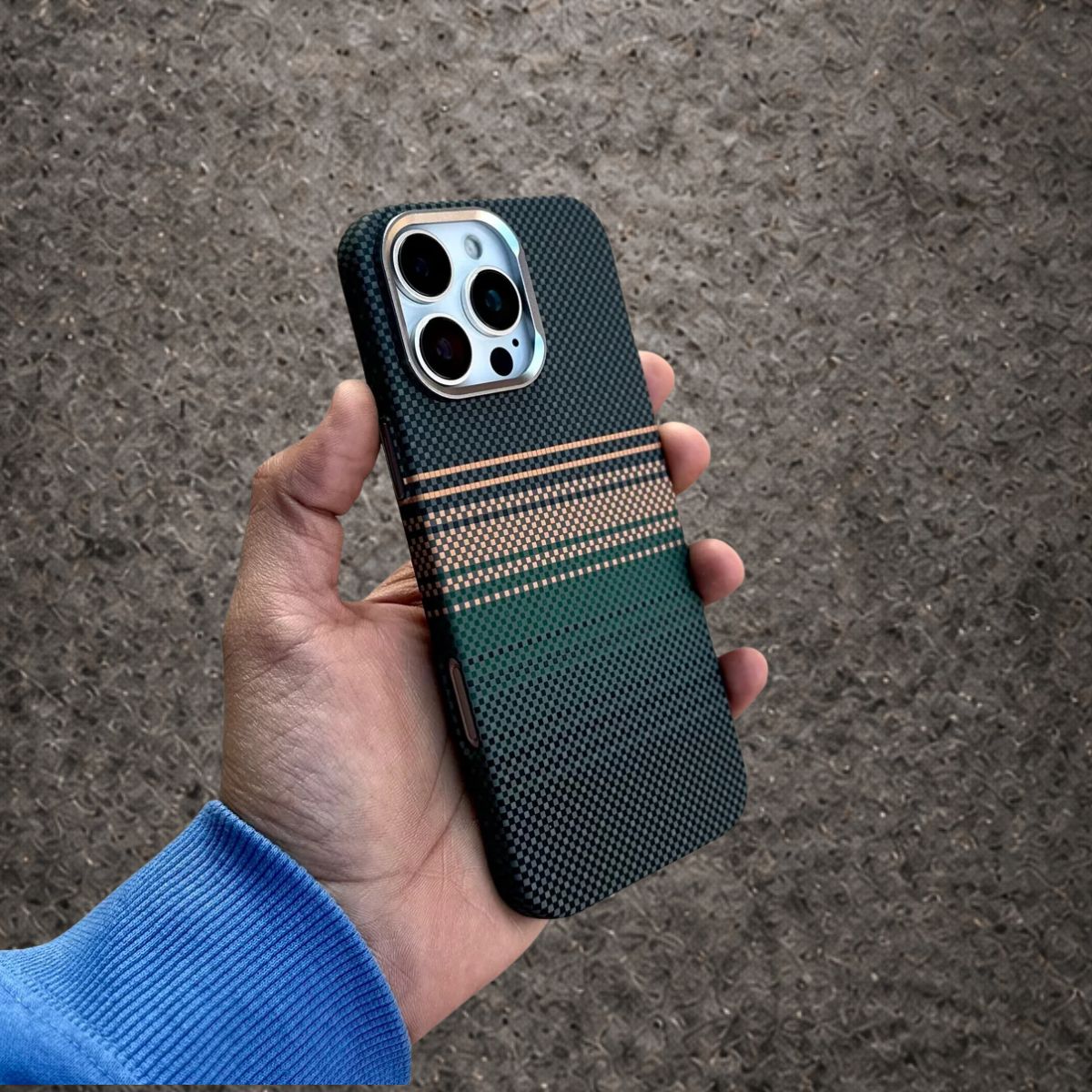 Luxo Carbon Green Lines Texture Case