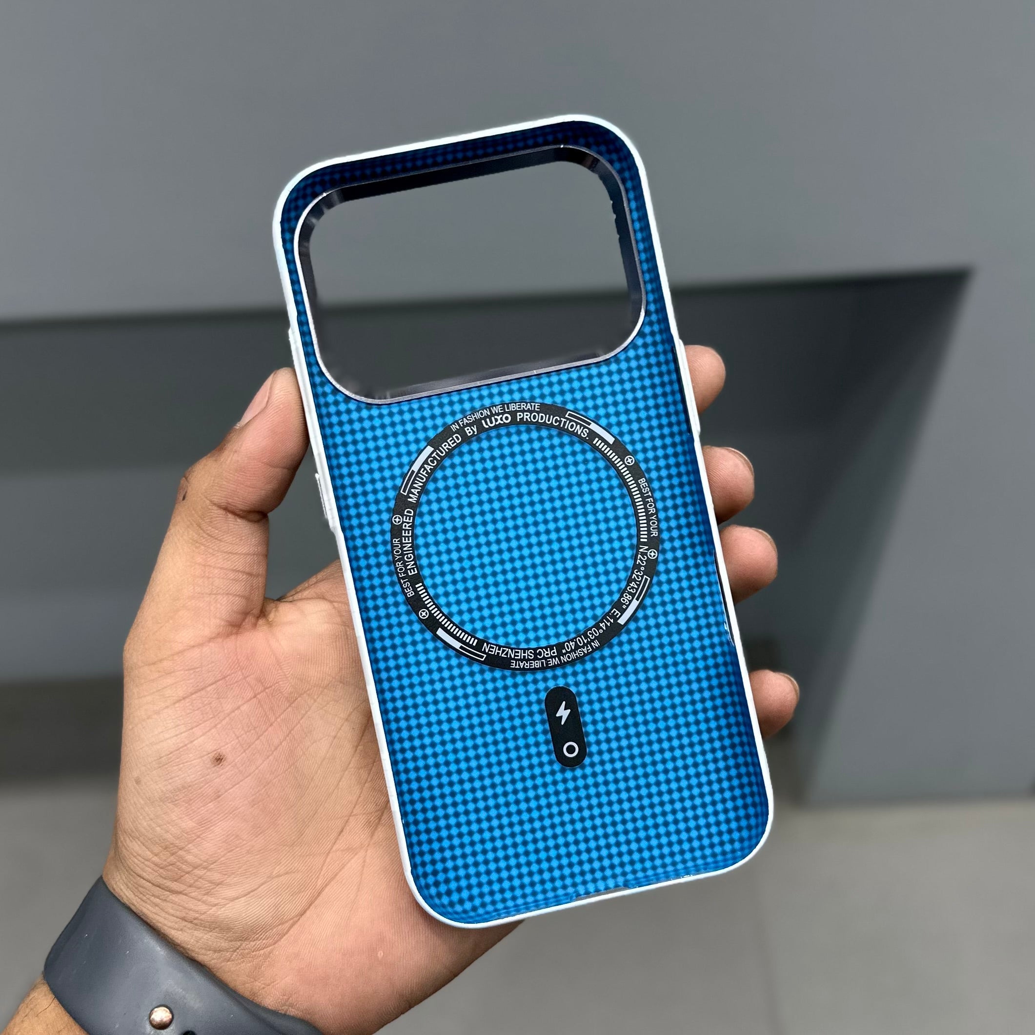LUXO CARBON CASE-ILLUSION - WHITE ( No. 3164 )