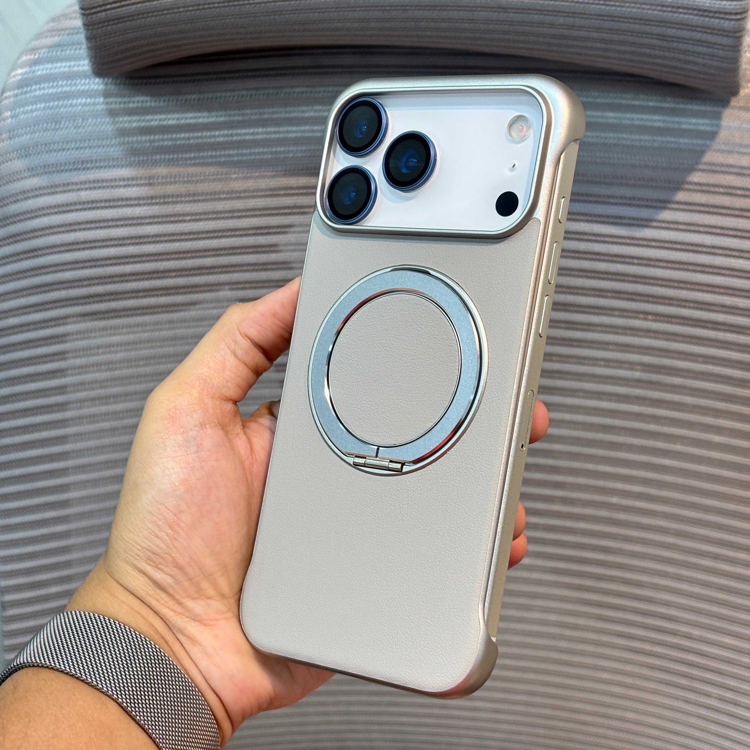 Axis Stand MagSafe iPhone 17 Series Case