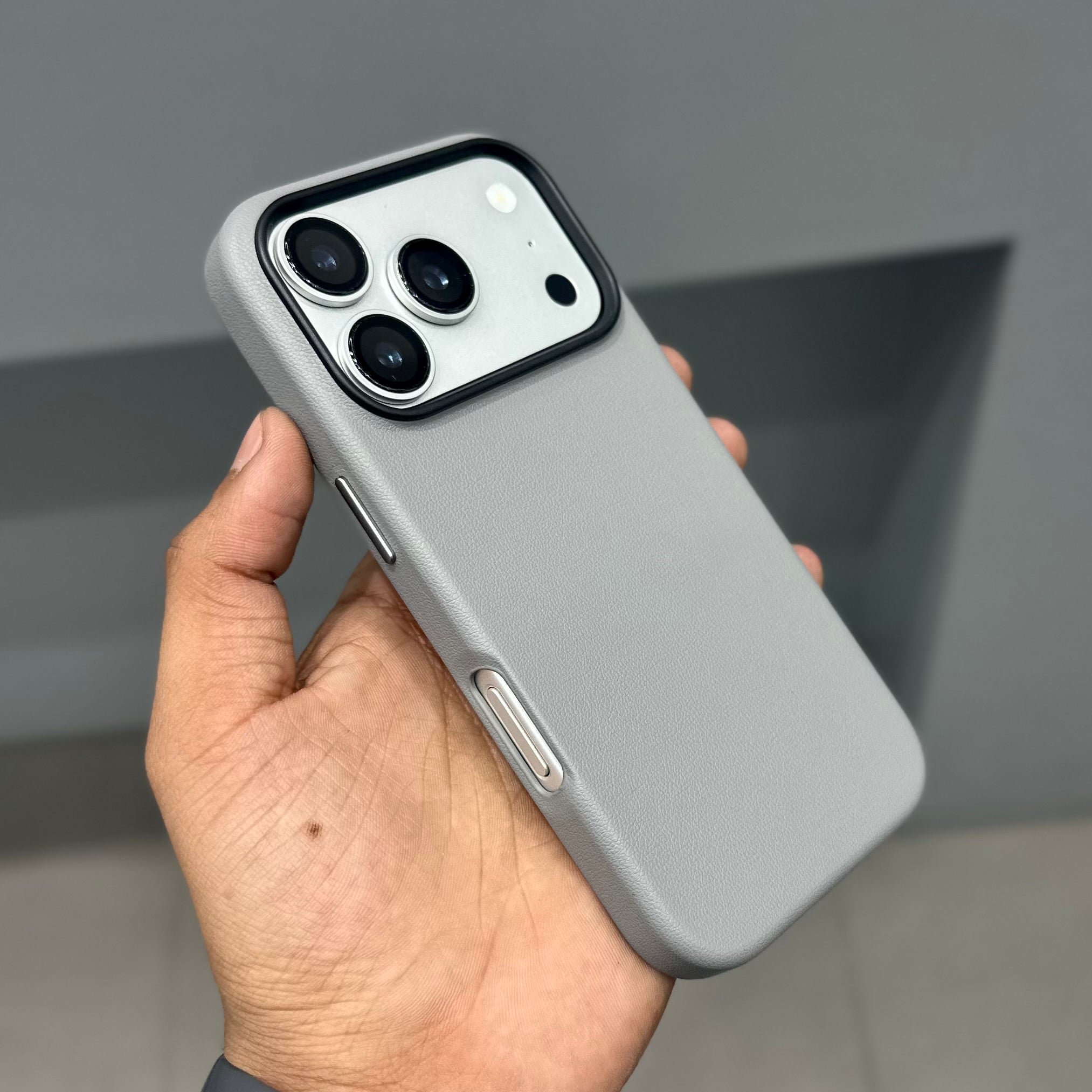 NOBLE COLLECTION SERIES - GREY ( No. 2940 ) Mobile Case by CoverMeUp - Style 2