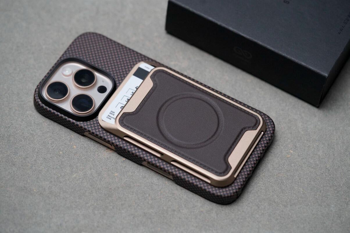 MagLock Metal & Leather MagSafe Wallet