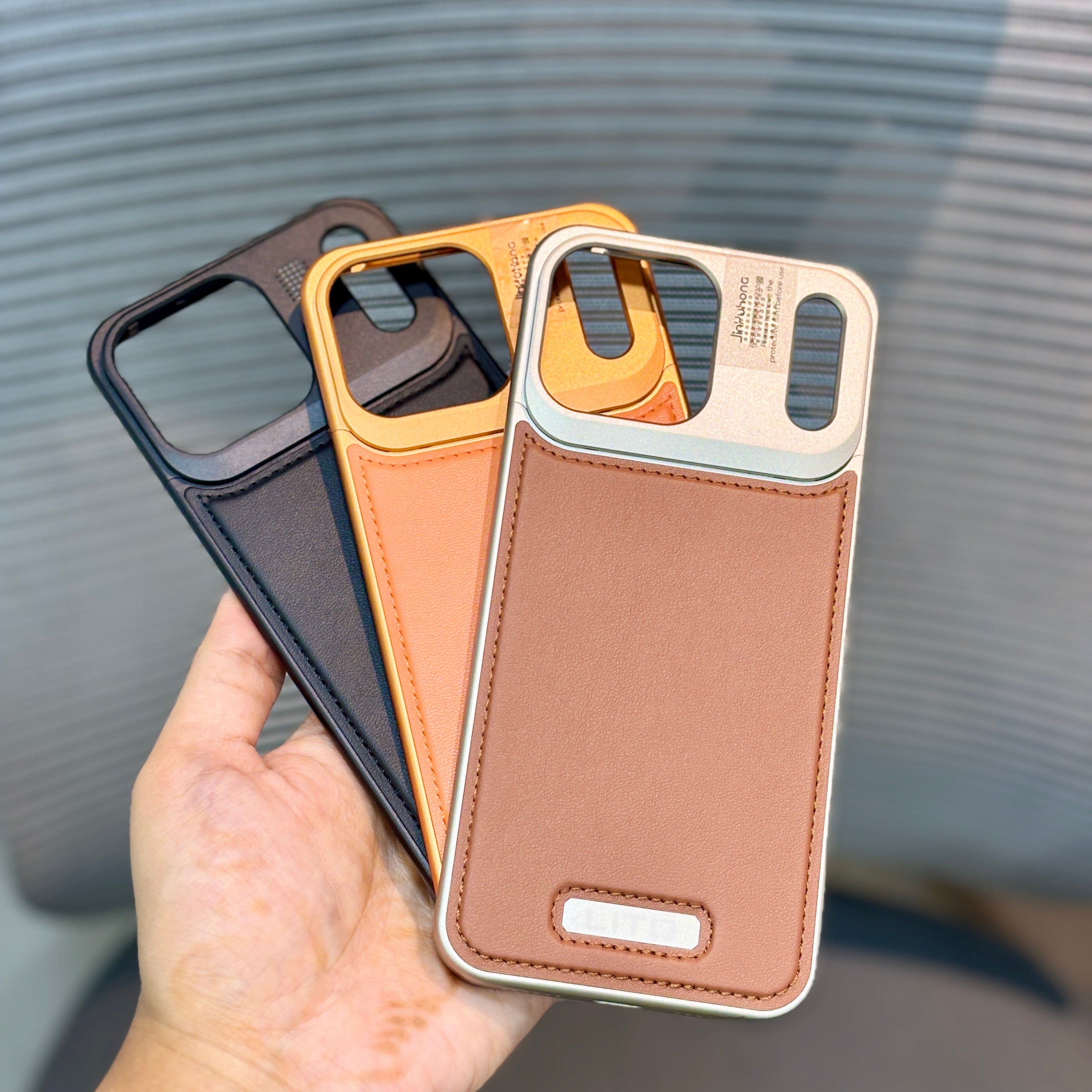 Protective Apple iPhone Back Cover - Auréum MagSafe Leather iPhone 17 Pro Case - Style 4