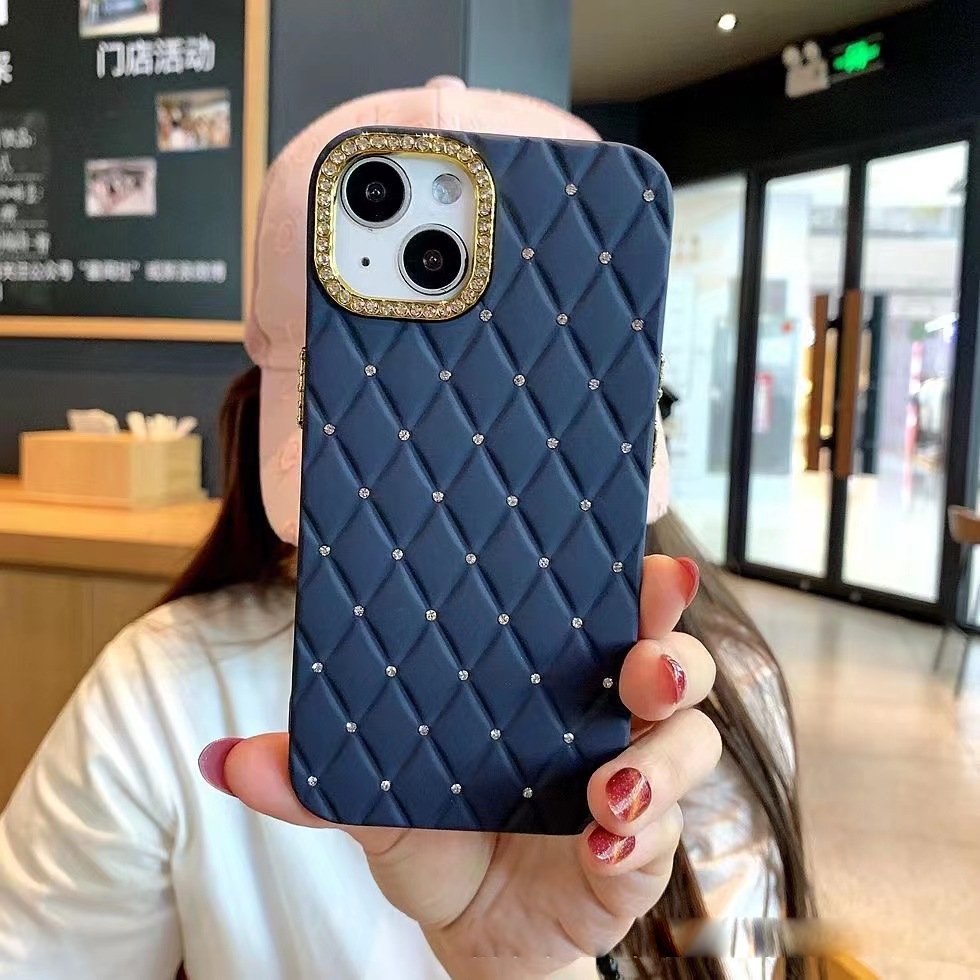 Diamond Cut Rhinestoned Back Case