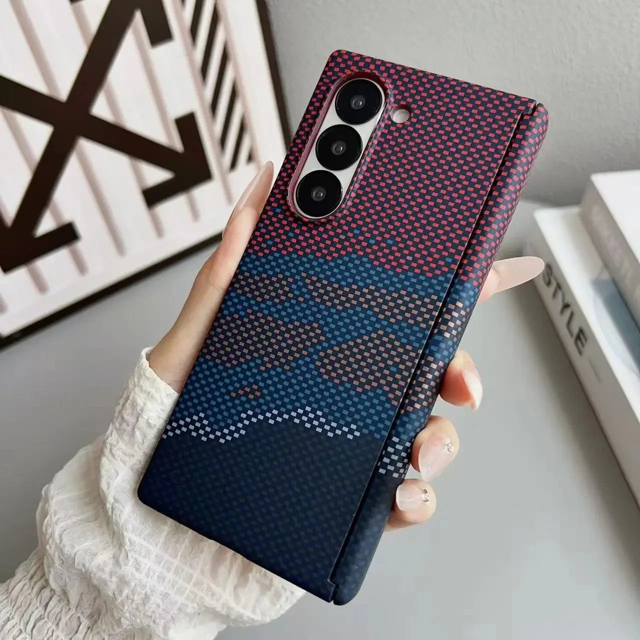galaxy-z-fold7-sunset-glow-tactile-woven-case