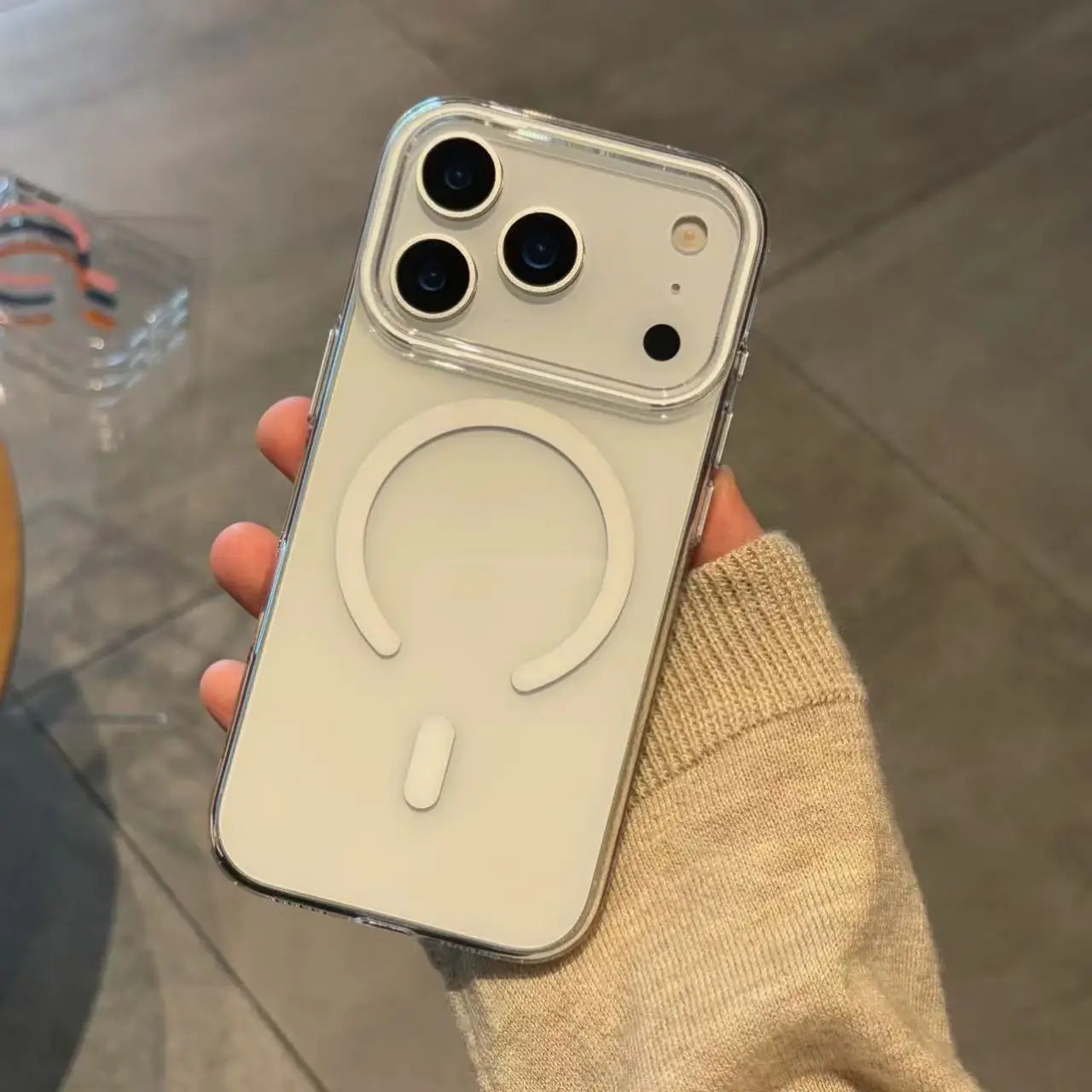 OpticX Clear MagSafe PC Anti-Yellow Case