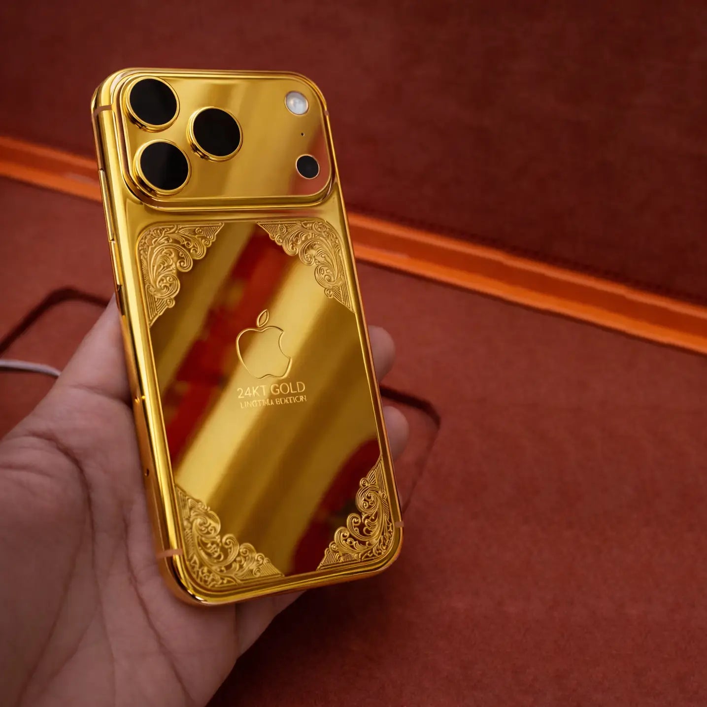 Noble Essence Glanz 24KT Artisan Case Mobile Case by CoverMeUp - Style 2