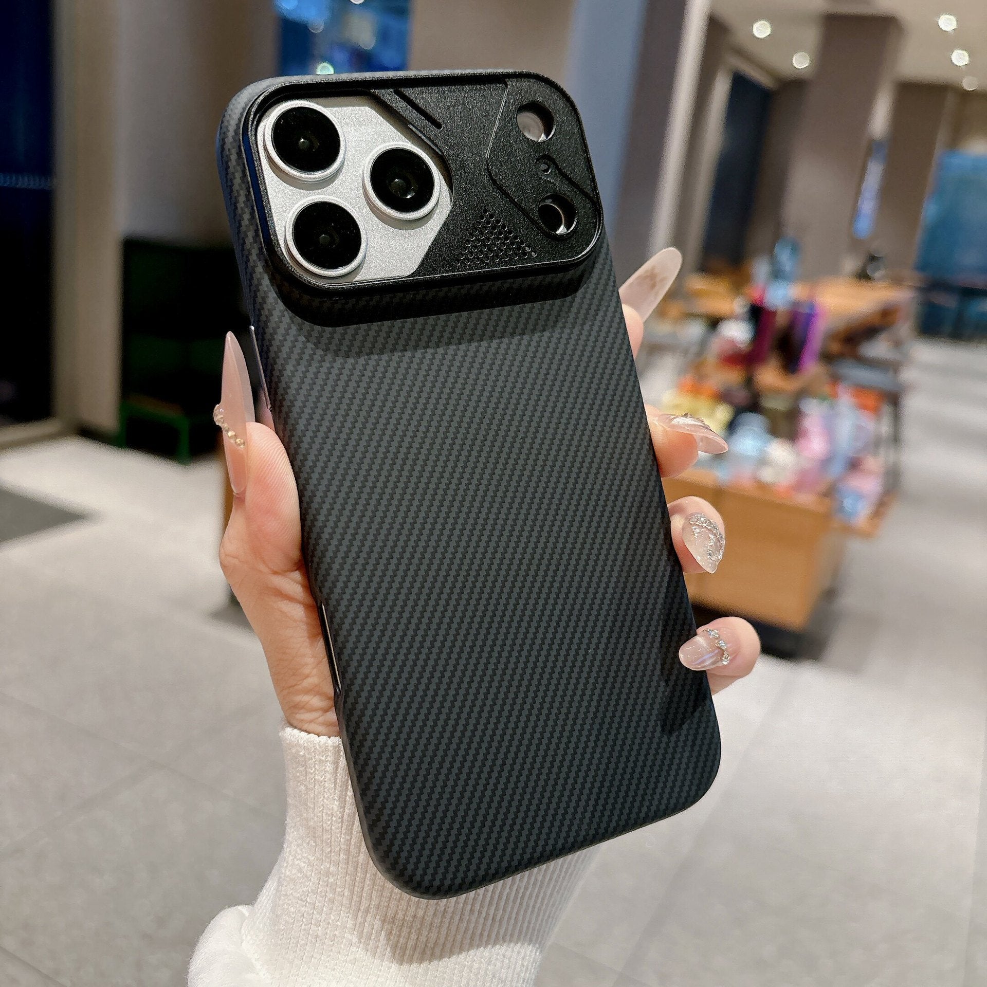 Velocity Carbon Strike Contrast Armor Case