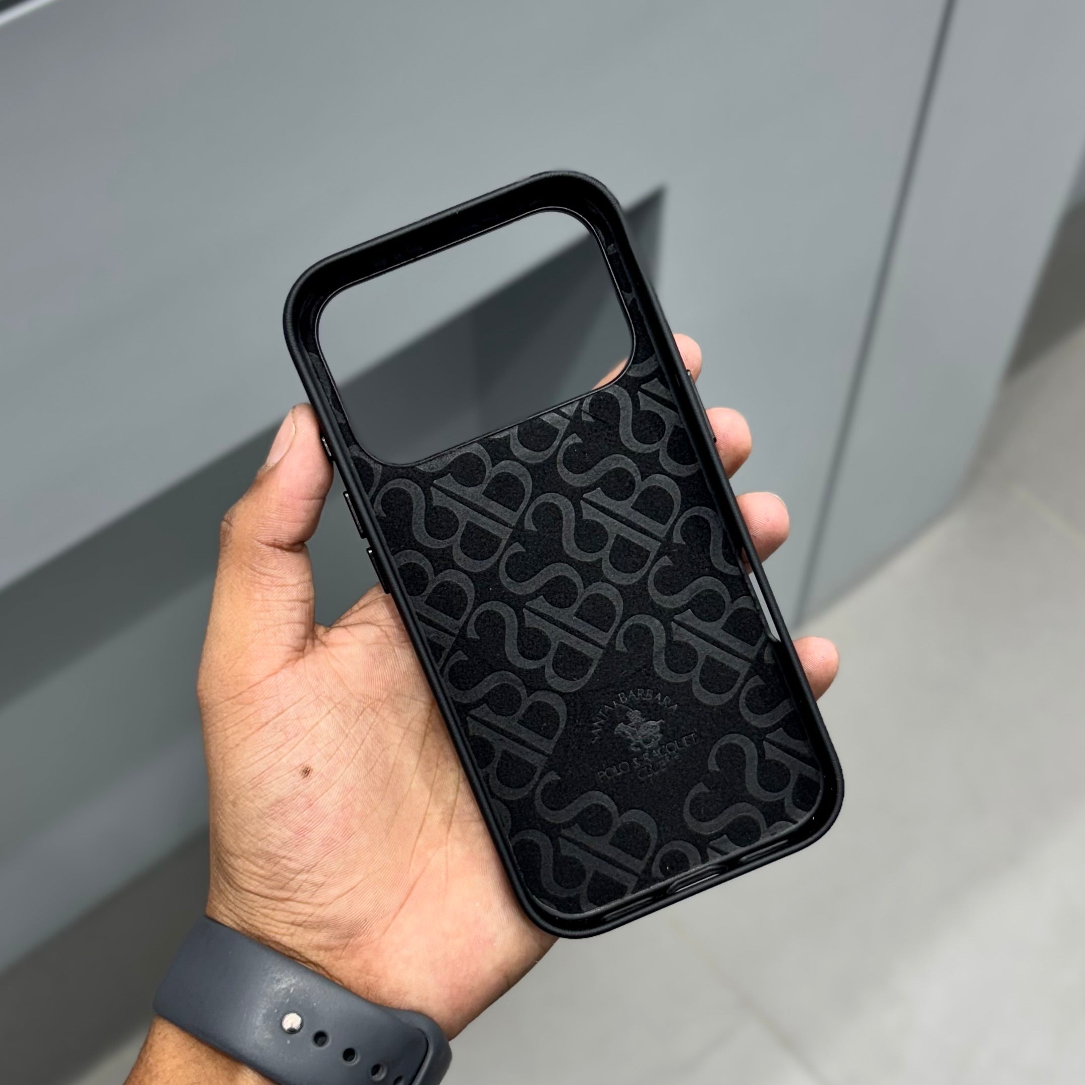 Santa Barbara Justin Case with Magsafe-Black( No. 2061 ) 17 Series Mobile Case by CoverMeUp - Style 6