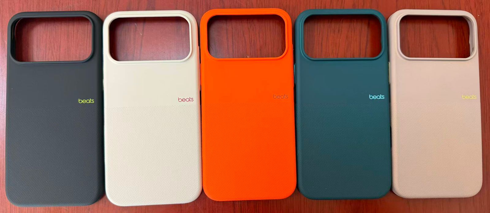 BEATS logo inspired CASE for iPhone 17 Series