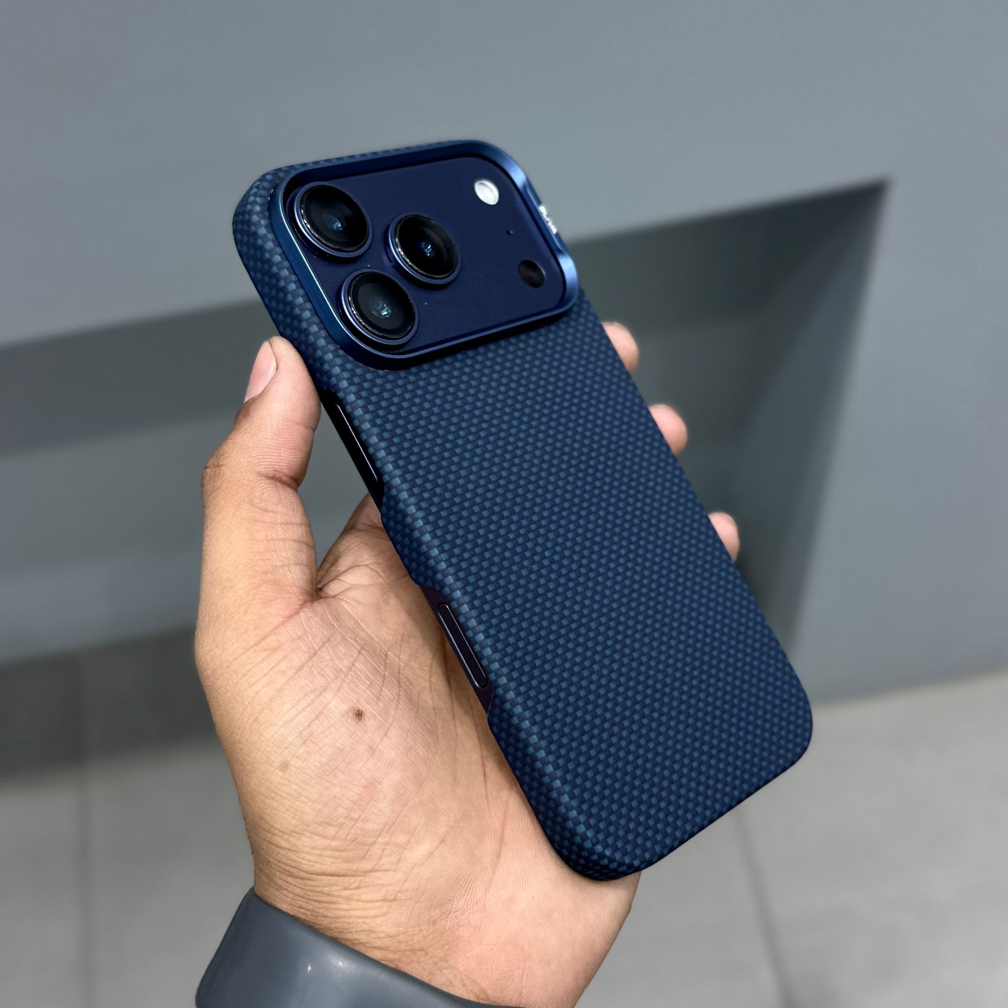 SLIVA REAL CARBON CASE - BLUE ( No. 2522 ) Mobile Case by CoverMeUp - Style 3
