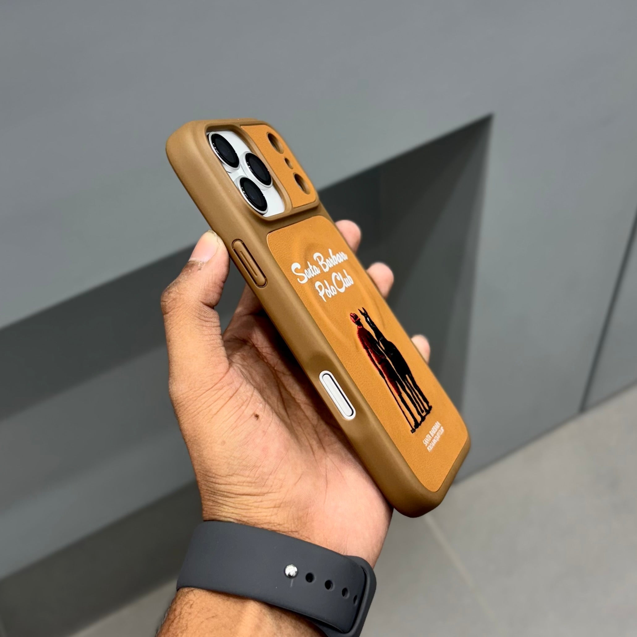 Santa Barbara questa mag-Brown with Magsafe Case ( No. 1999 ) 17 Series Mobile Case by CoverMeUp - Style 2