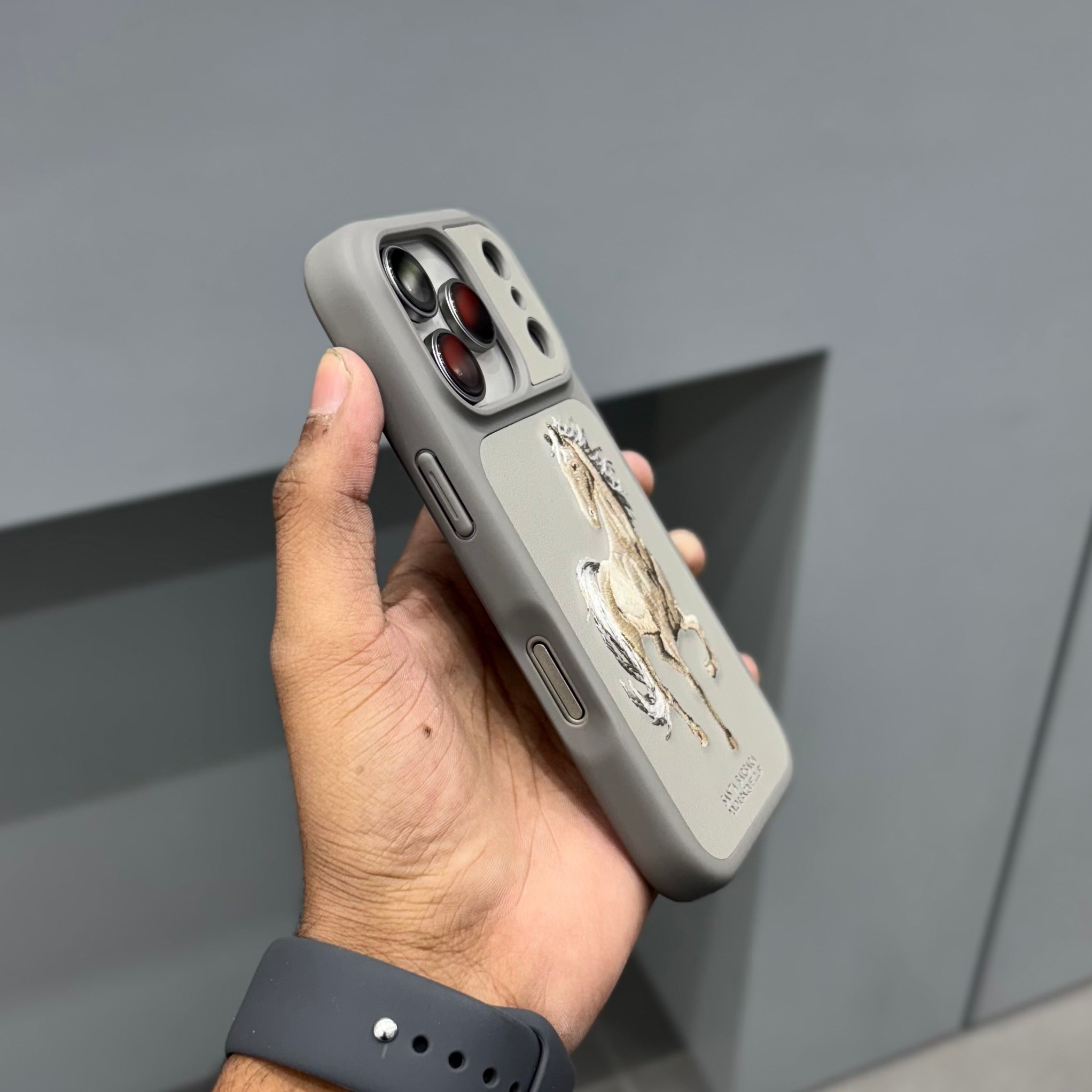 Santa Barbara boris gray Case-Light Grey ( No. 2005 ) 17 Series Mobile Case by CoverMeUp - Style 3