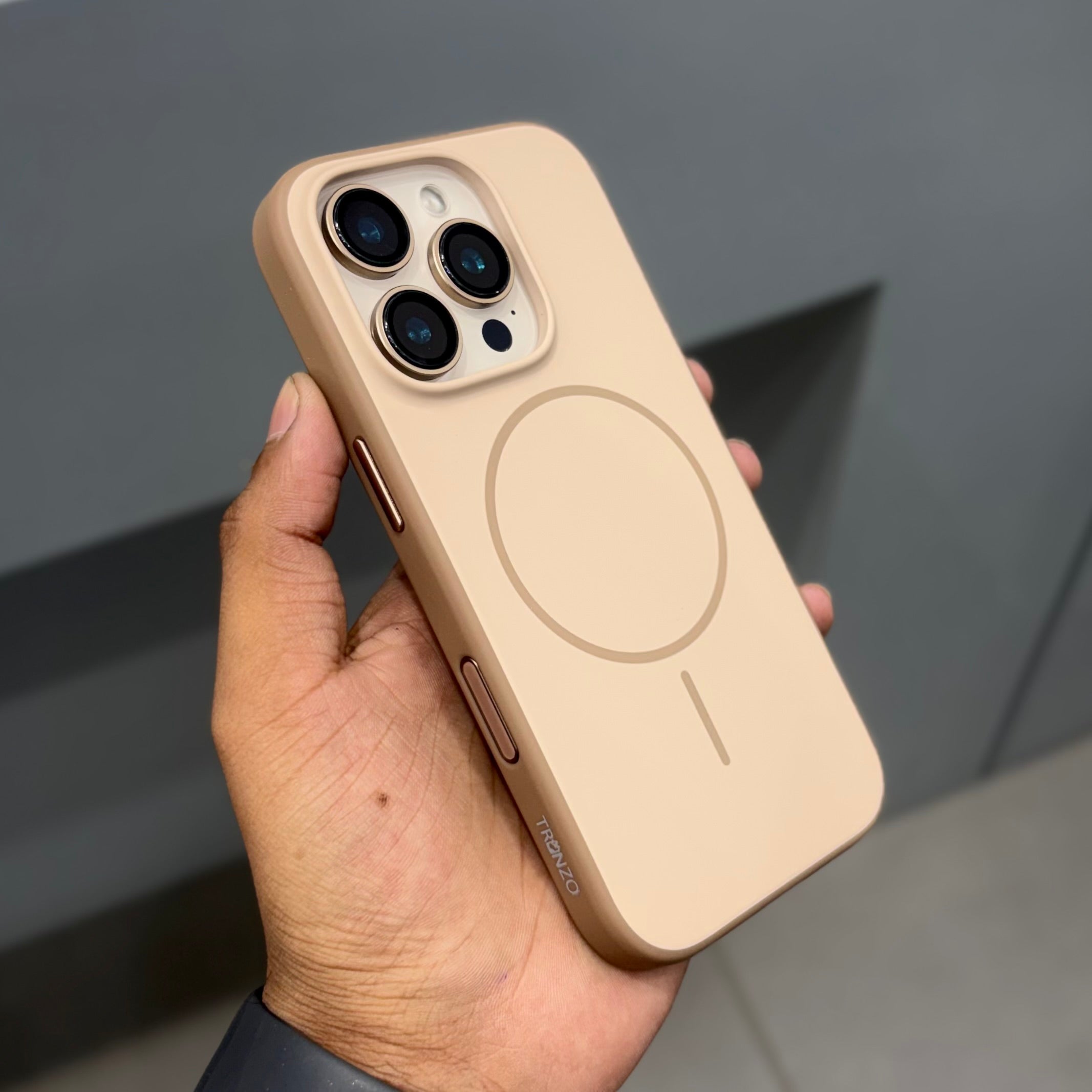TRANZO BC30 With Magsafe - Desert Brown ( No. 2235) Mobile Case by CoverMeUp - Style 2