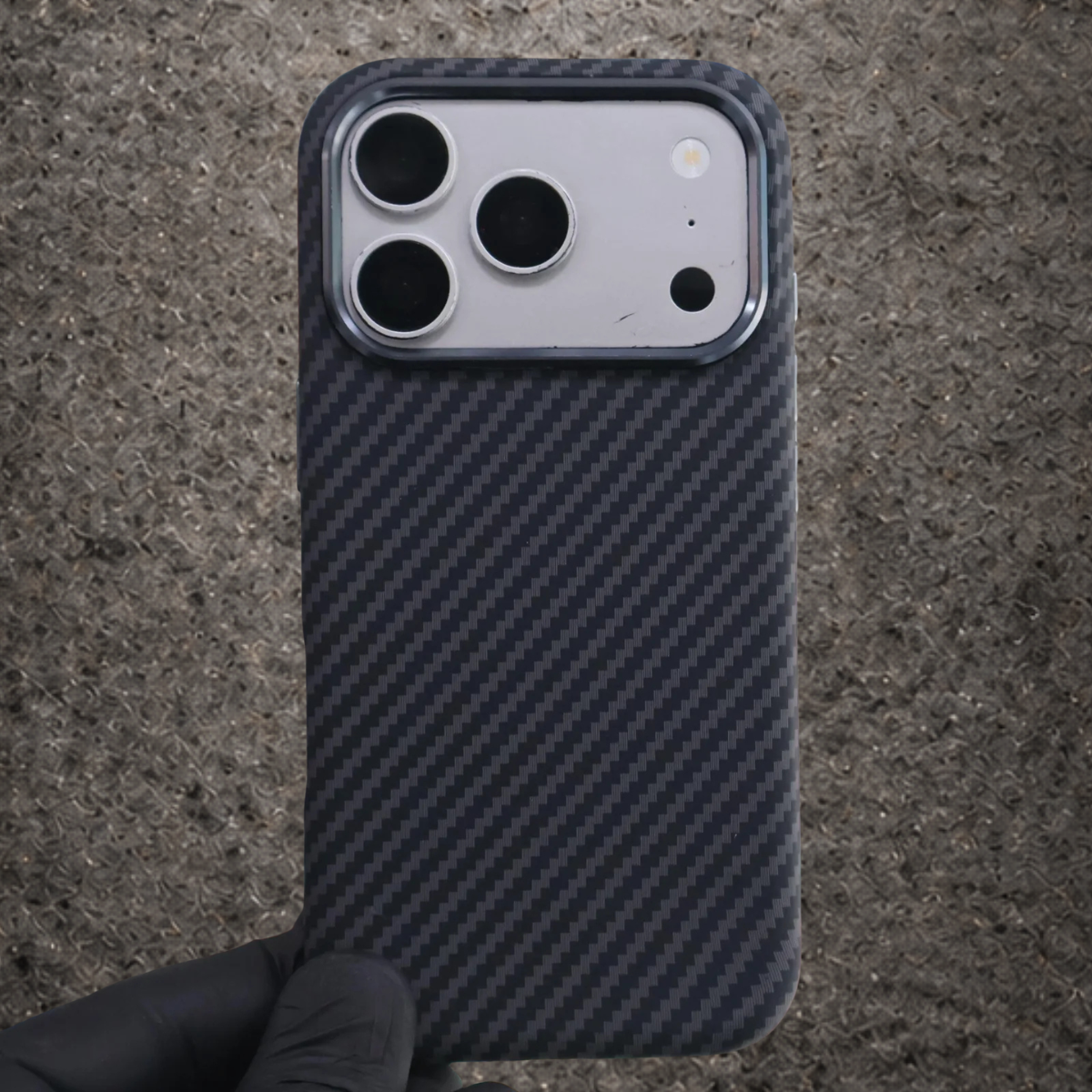 Kwi-Ni Aramid Fiber Carbon Magsafe Case for iPhone