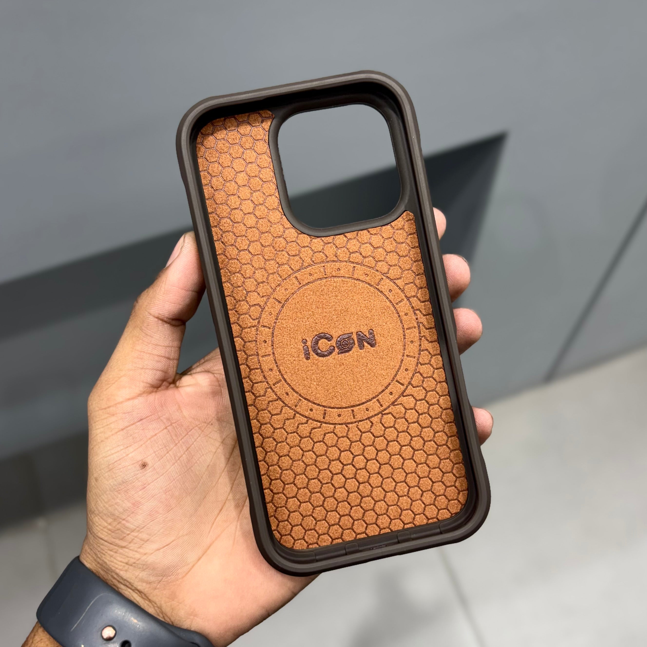 ICON CARBON CASE - BROWN 2.0( No. 2394 ) Mobile Case by CoverMeUp - Style 3