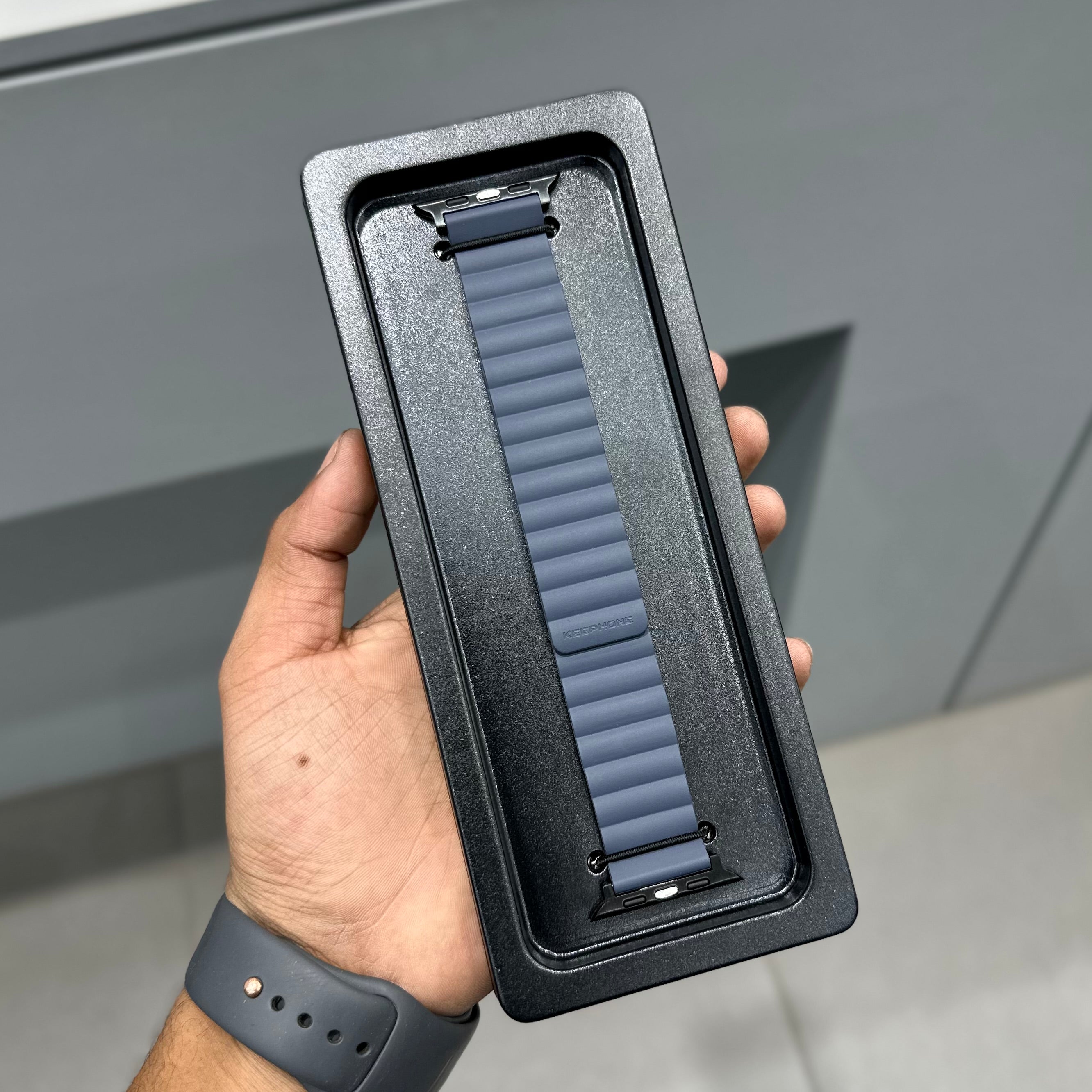 KEEPHONE DUAL MAG - DARK BLUE - LIGHT BLUE ( No. 2892 ) Mobile Case by CoverMeUp - Style 2