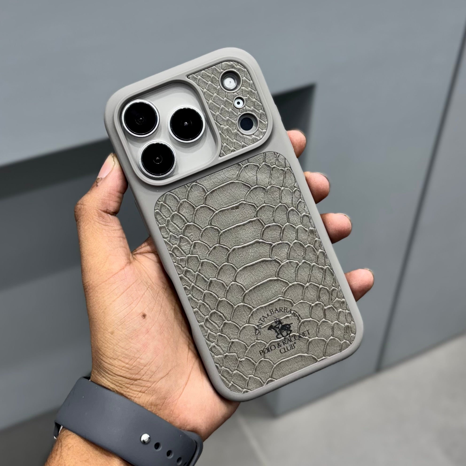 Santa Barbara night Case with Magsafe-Grey ( No. 2025 ) 17 Series Mobile Case by CoverMeUp