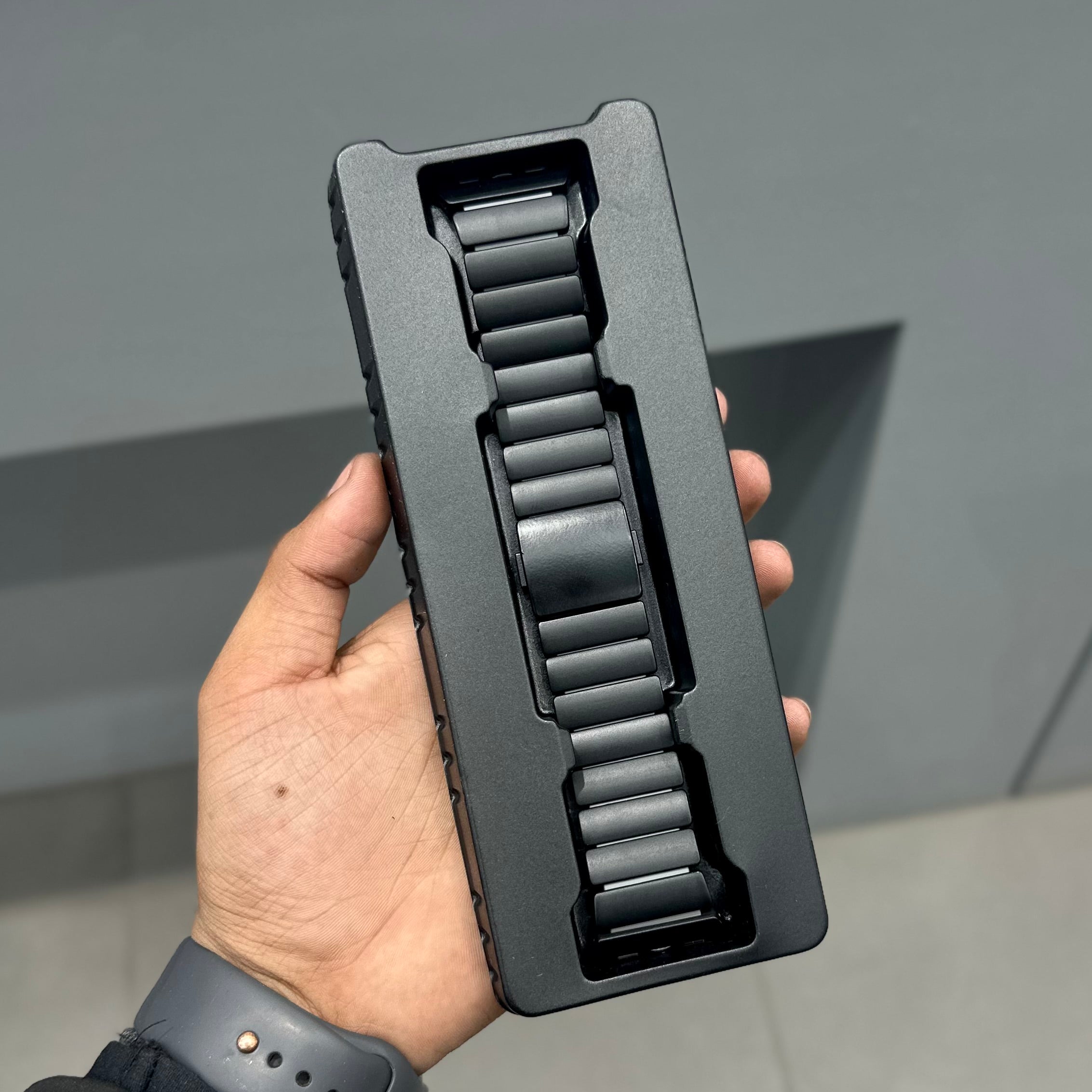 VORTEX METAL LINK STRAP - BLACK GREY ( No. 2947 ) Mobile Case by CoverMeUp