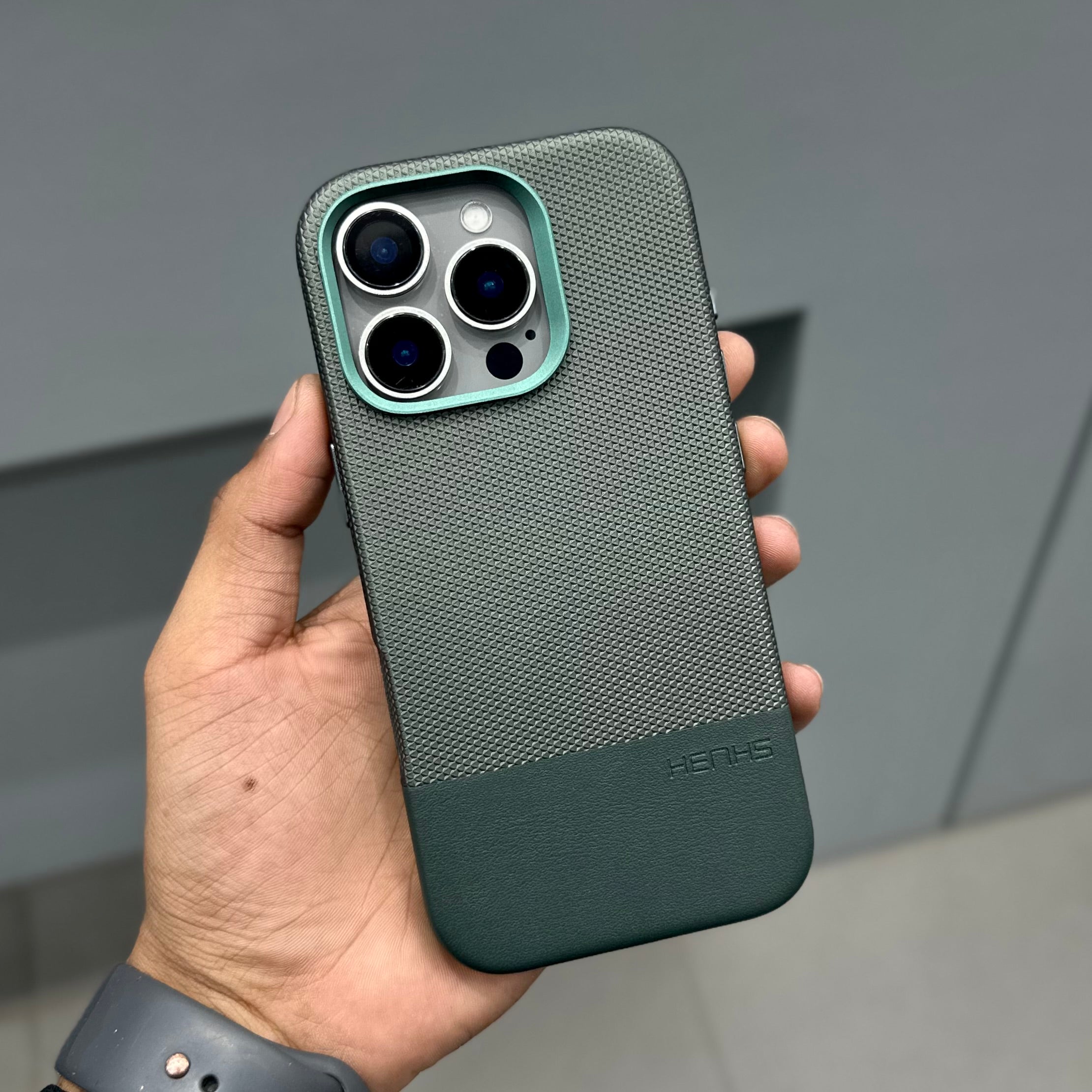 HENKS ODIN CASE - OLIVE ( No. 2629 ) Mobile Case by CoverMeUp