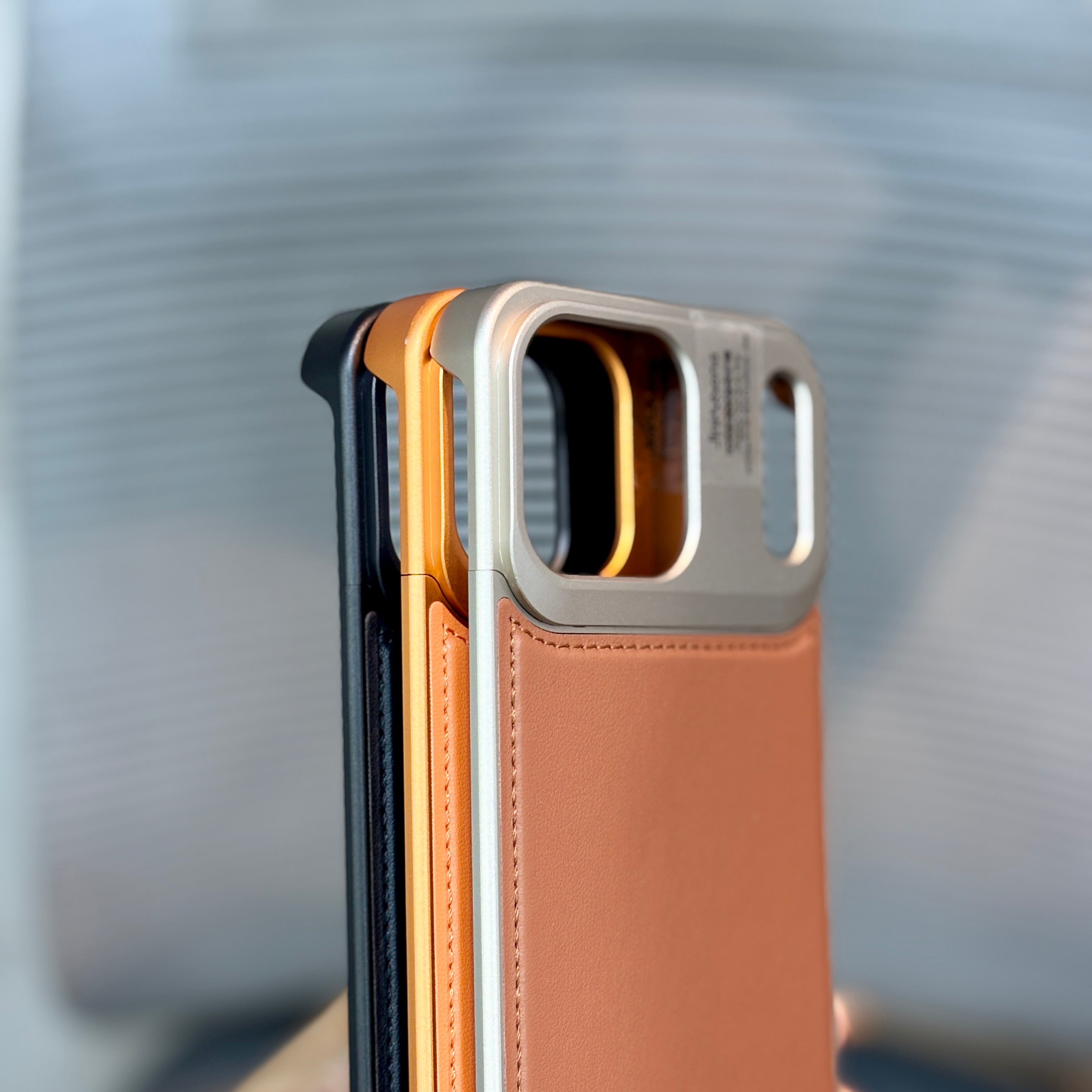 Protective Apple iPhone Back Cover - Auréum MagSafe Leather iPhone 17 Pro Case - Style 5
