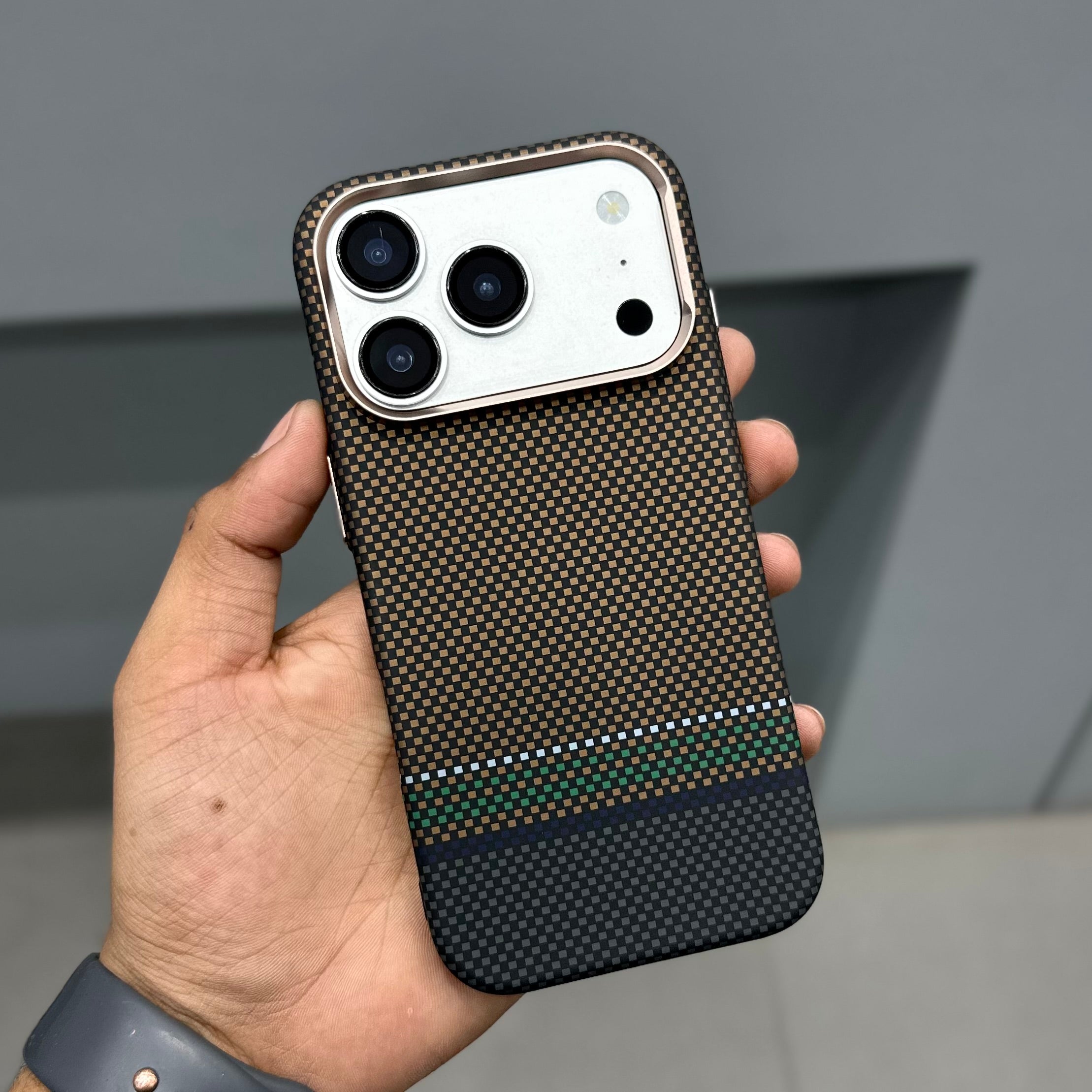 LUXO CARBON CASE - BOOM BROWN ( No. 3165 ) Mobile Case by CoverMeUp - Style 2