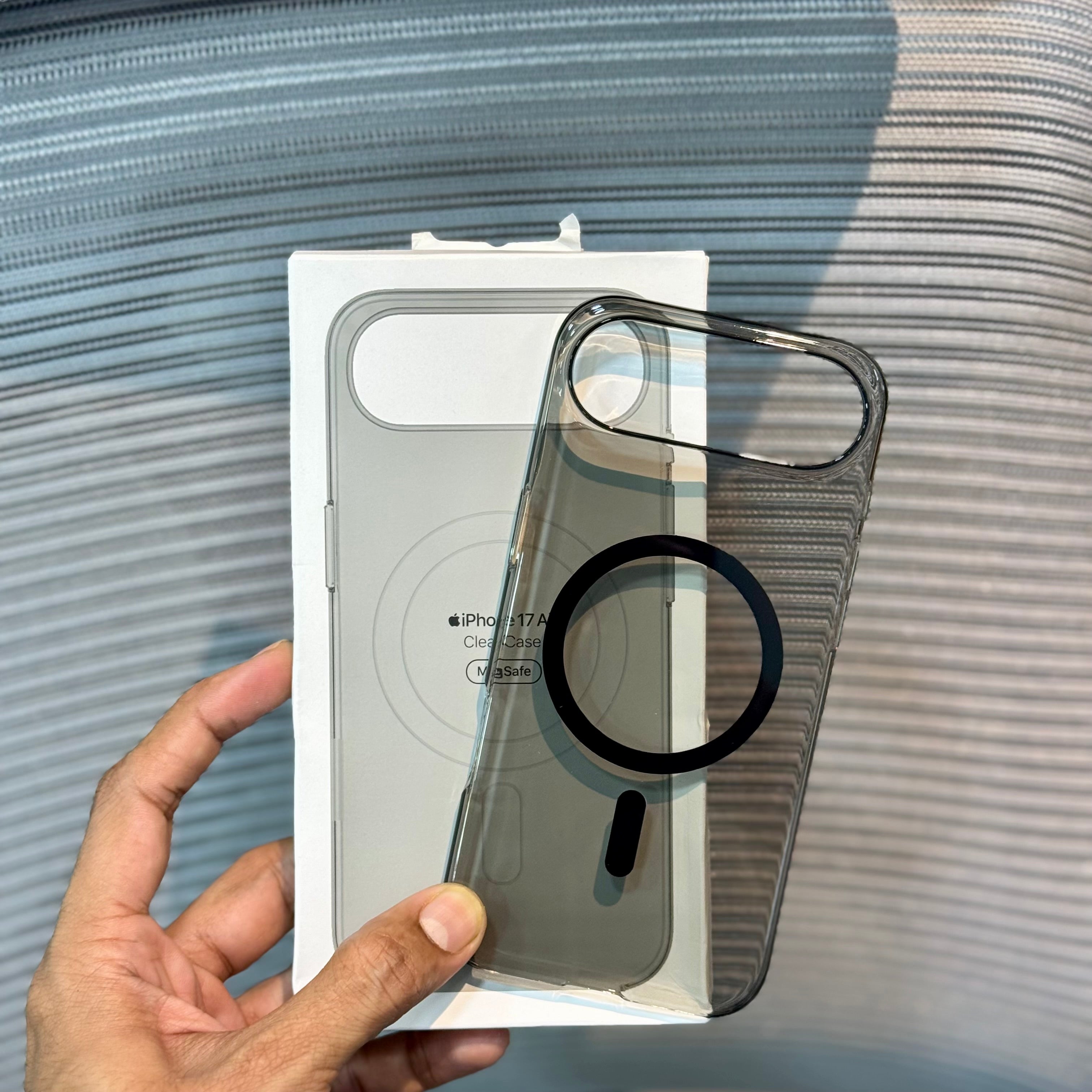 Protective Apple iPhone Back Cover - PureMag Anti-Yellow iPhone 17 Air Case - Style 4