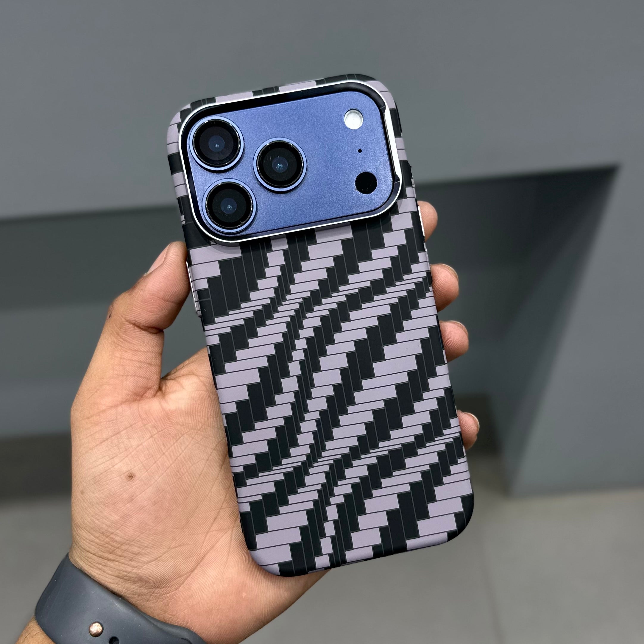 LUXO CARBON CASE-ILLUSION BLACK ( No. 3161 )