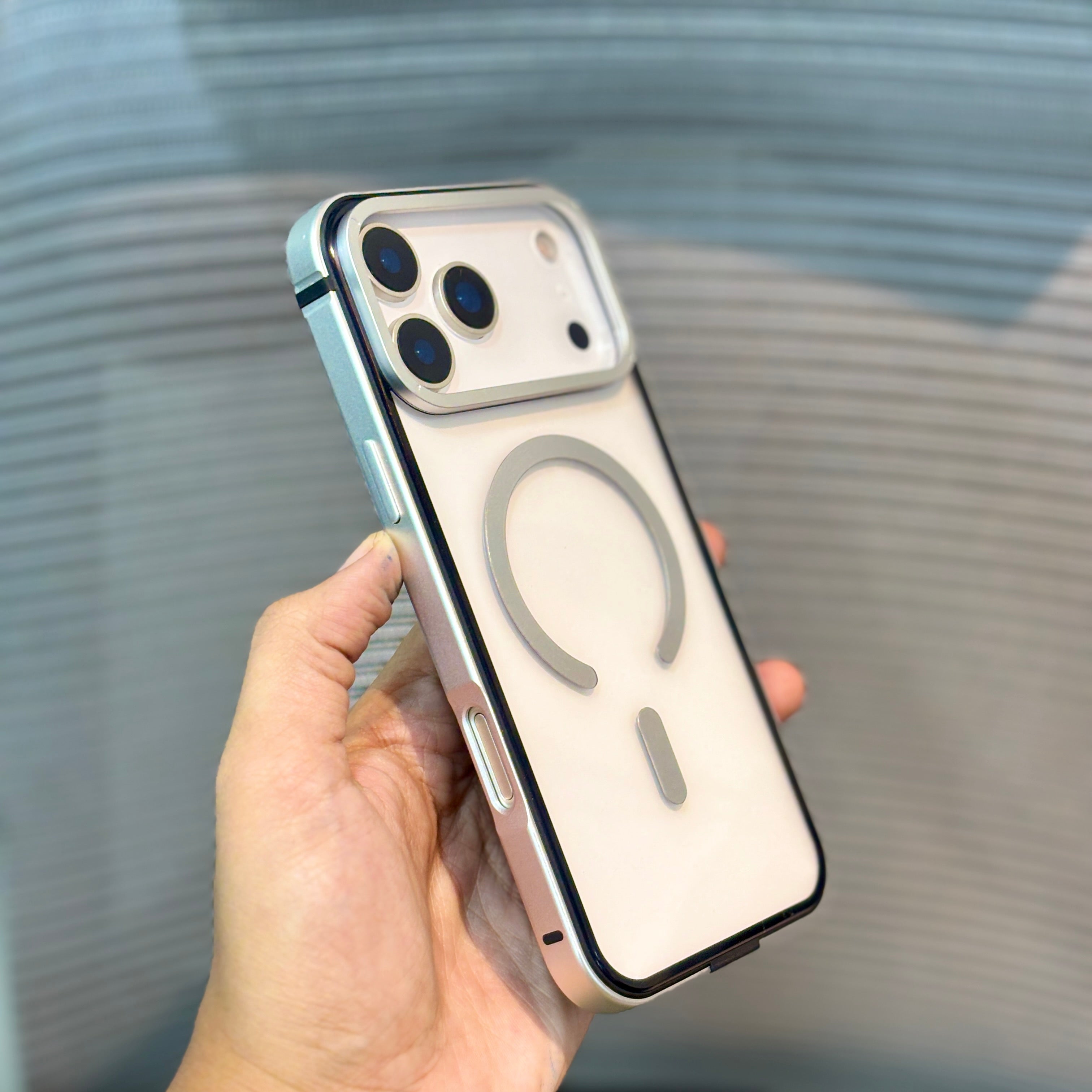 Protective Apple iPhone Back Cover - LumiFrame MagSafe iPhone 17 Case - Style 3