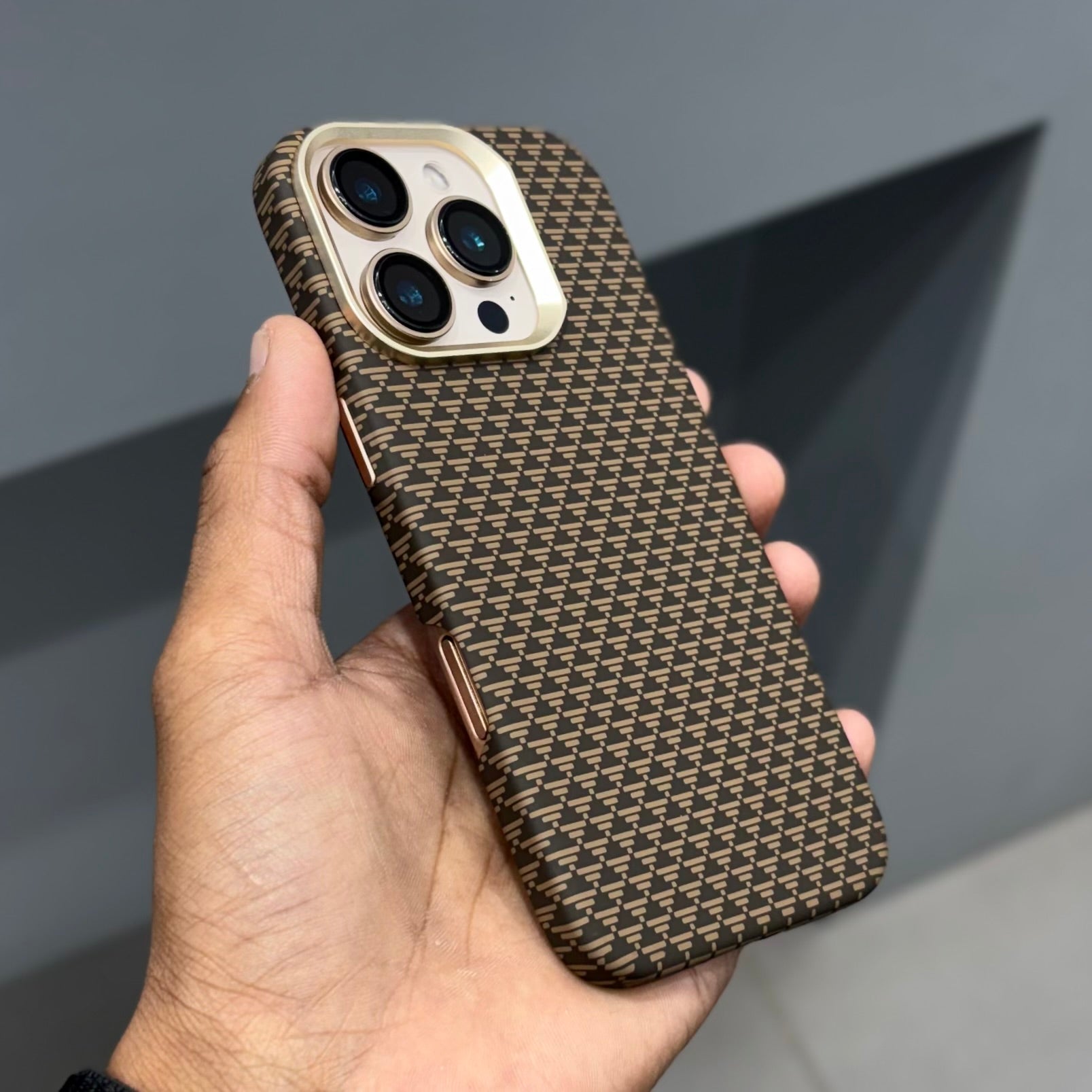 XLEVEL BROWN X MAGSAFE CASE ( No. 3459 )