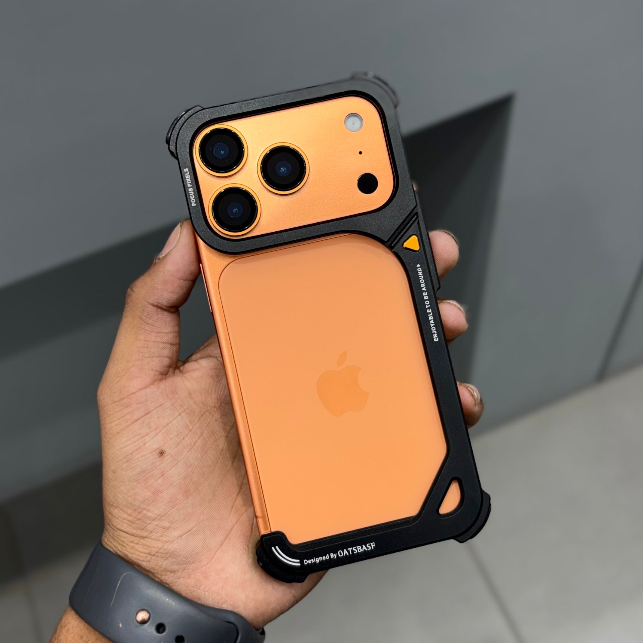 9 METAL CASE - BLACK ( No. 2354 )