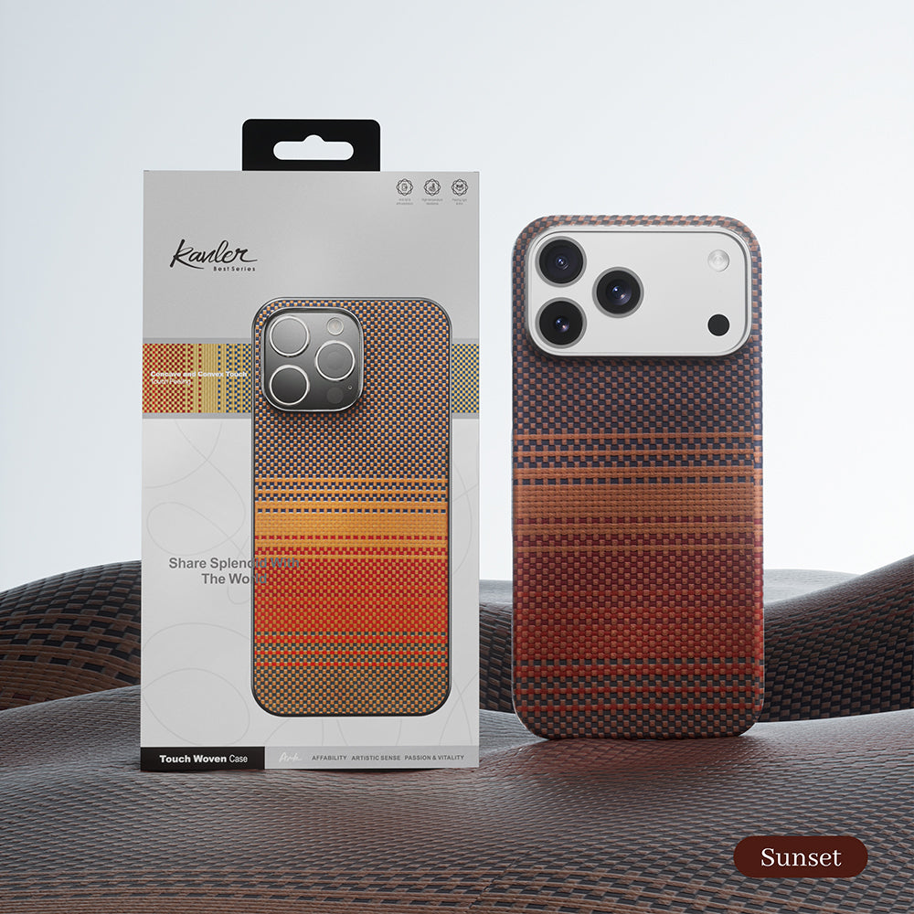 Protective Apple iPhone Back Cover - Genuine Kevlar Carbon Fibre Ultra Slim Case for iPhone 17 Pro Max (Desert & Red) - Style 2