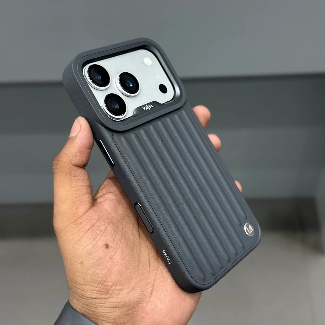 KAJSA GREY SENTINEL MAGSAFE CASE