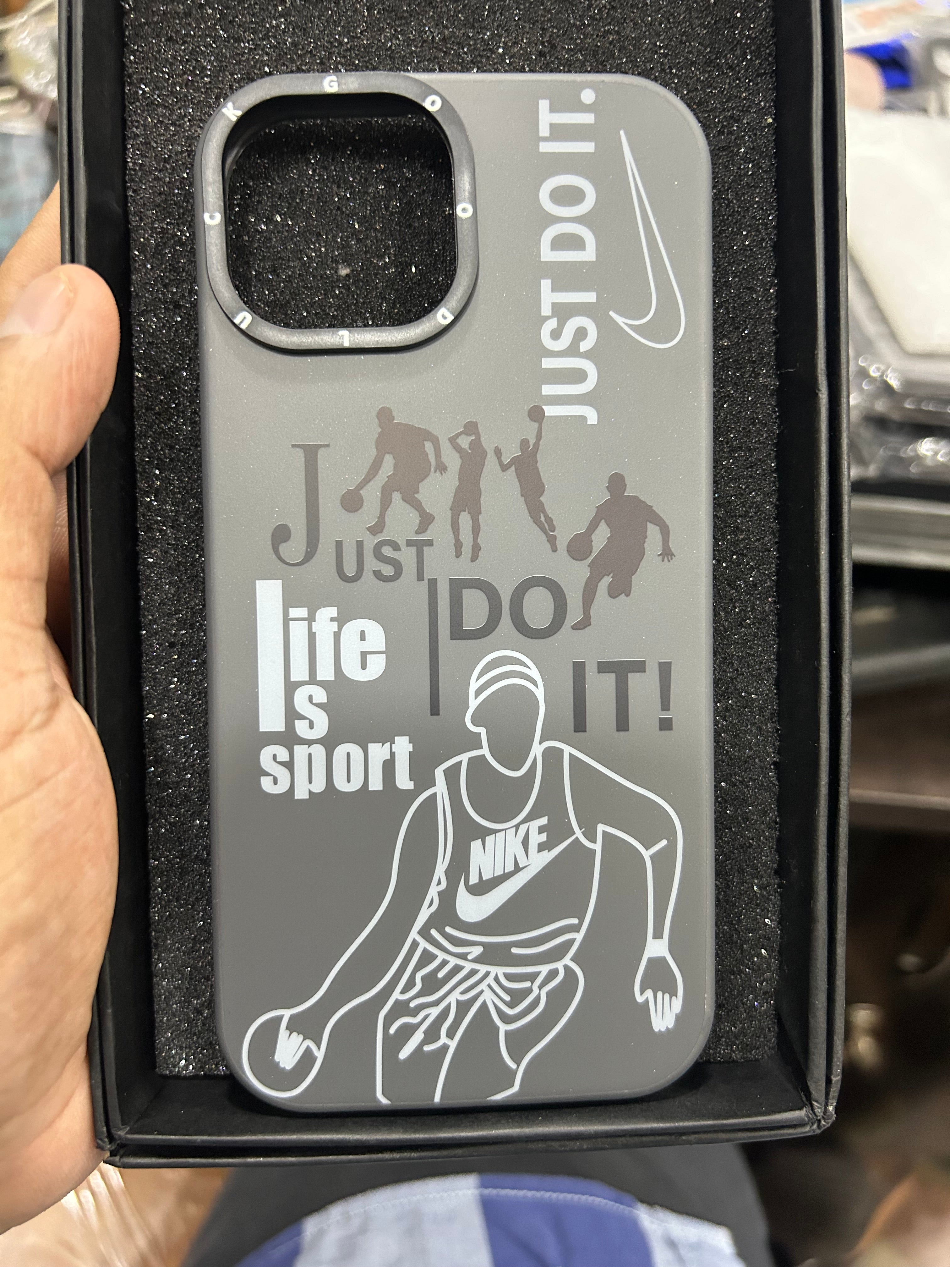 SNEAKERHEAD MATTE FINISH CASE FOR IPHONE