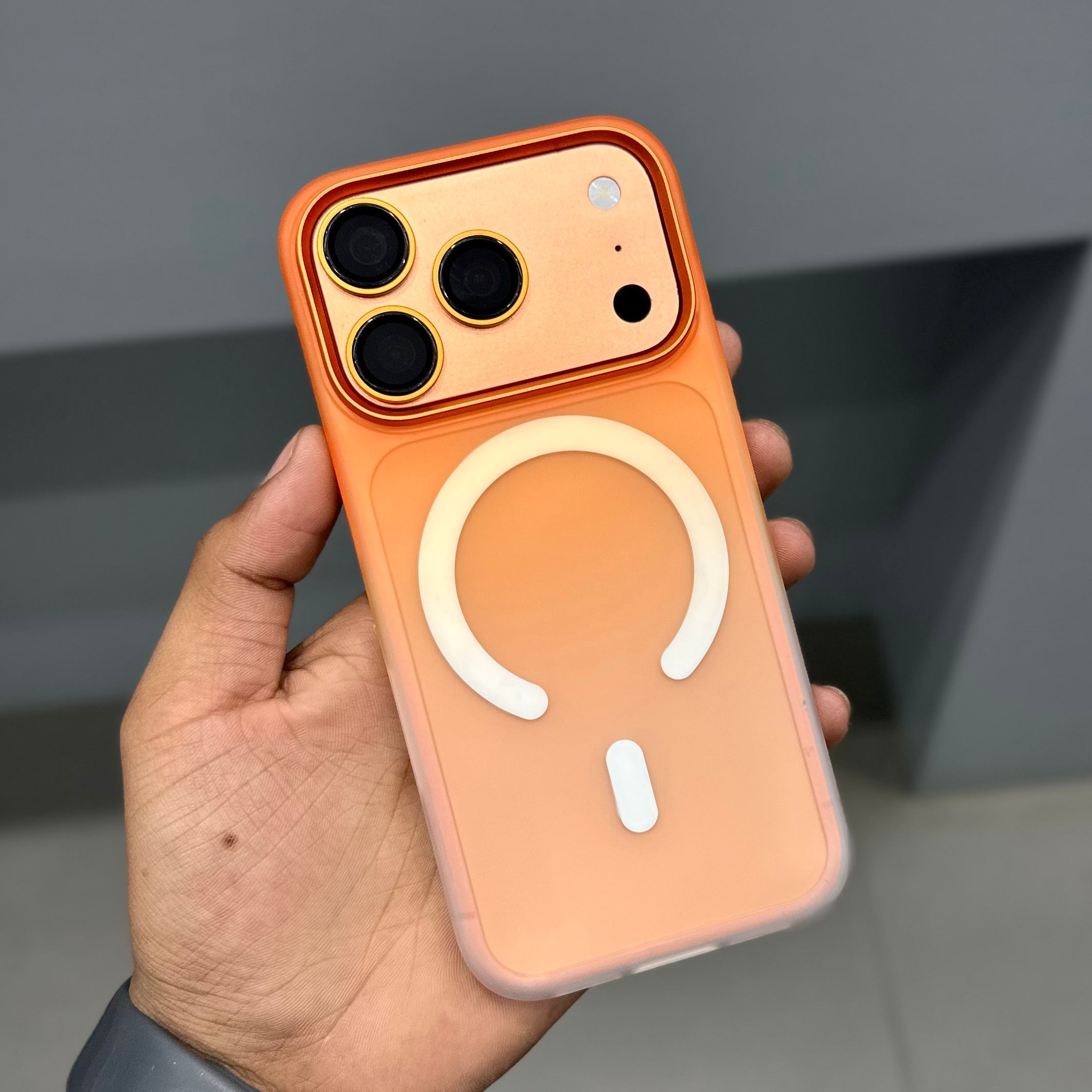 KWINI FROST CASE MAGSAFE - ORANGE ( No. 3290 )