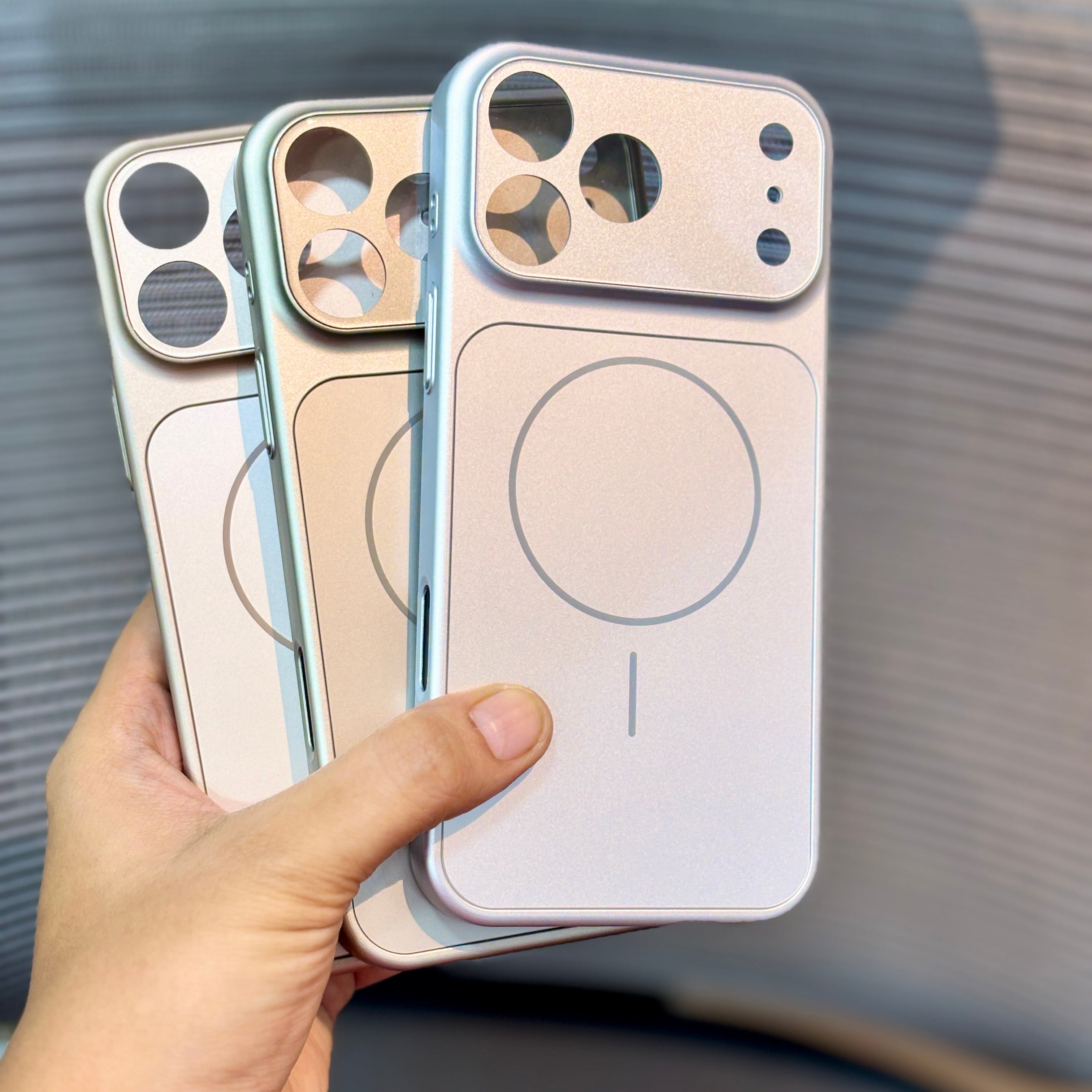 Protective Apple iPhone Back Cover - CoreGuard MagSafe iPhone 16 Series Case - Style 12