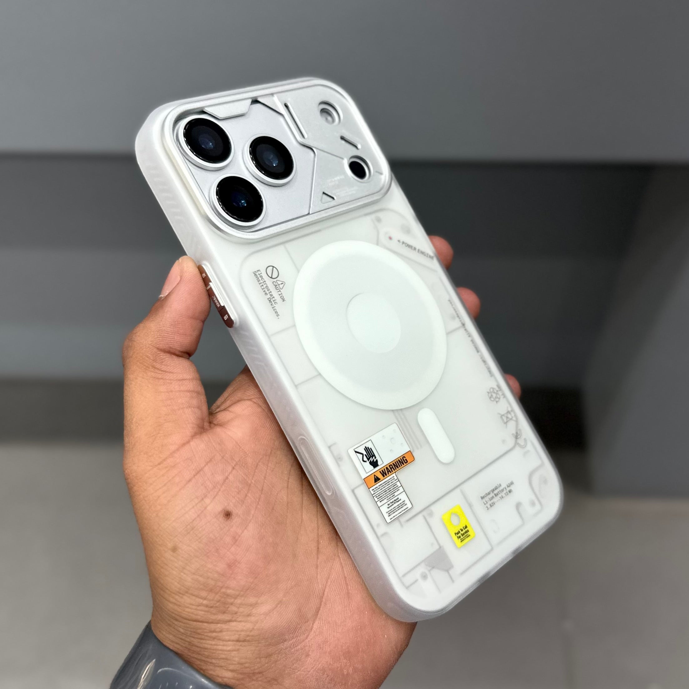 WAKCAS CYBERCORE CASE -WHITE ( No. 3452 )