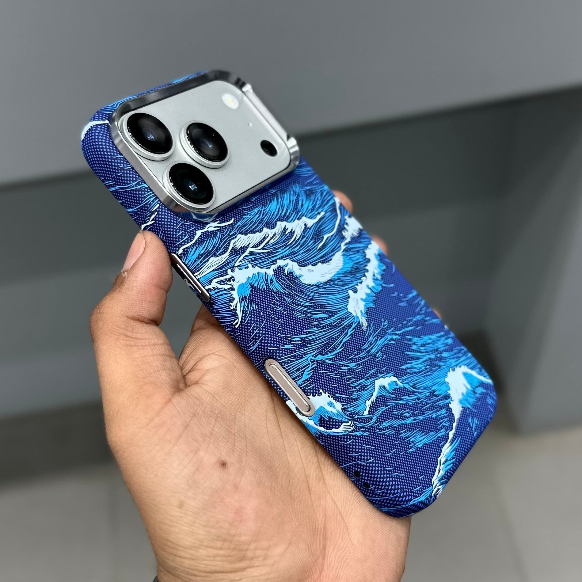 LUXO MAGSAFE CASE - BLUE WAVE ( No. 3591 )